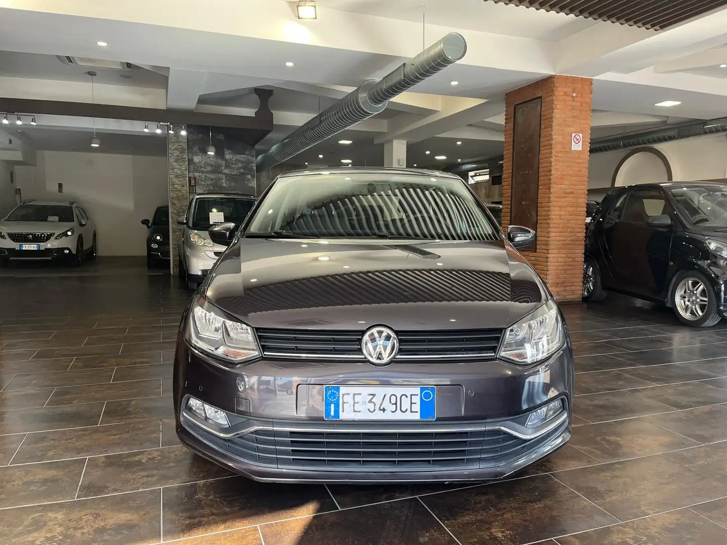 Volkswagen Polo Polo V 2014 5p 1.4 tdi Comfortline 75cv Grigio - 2