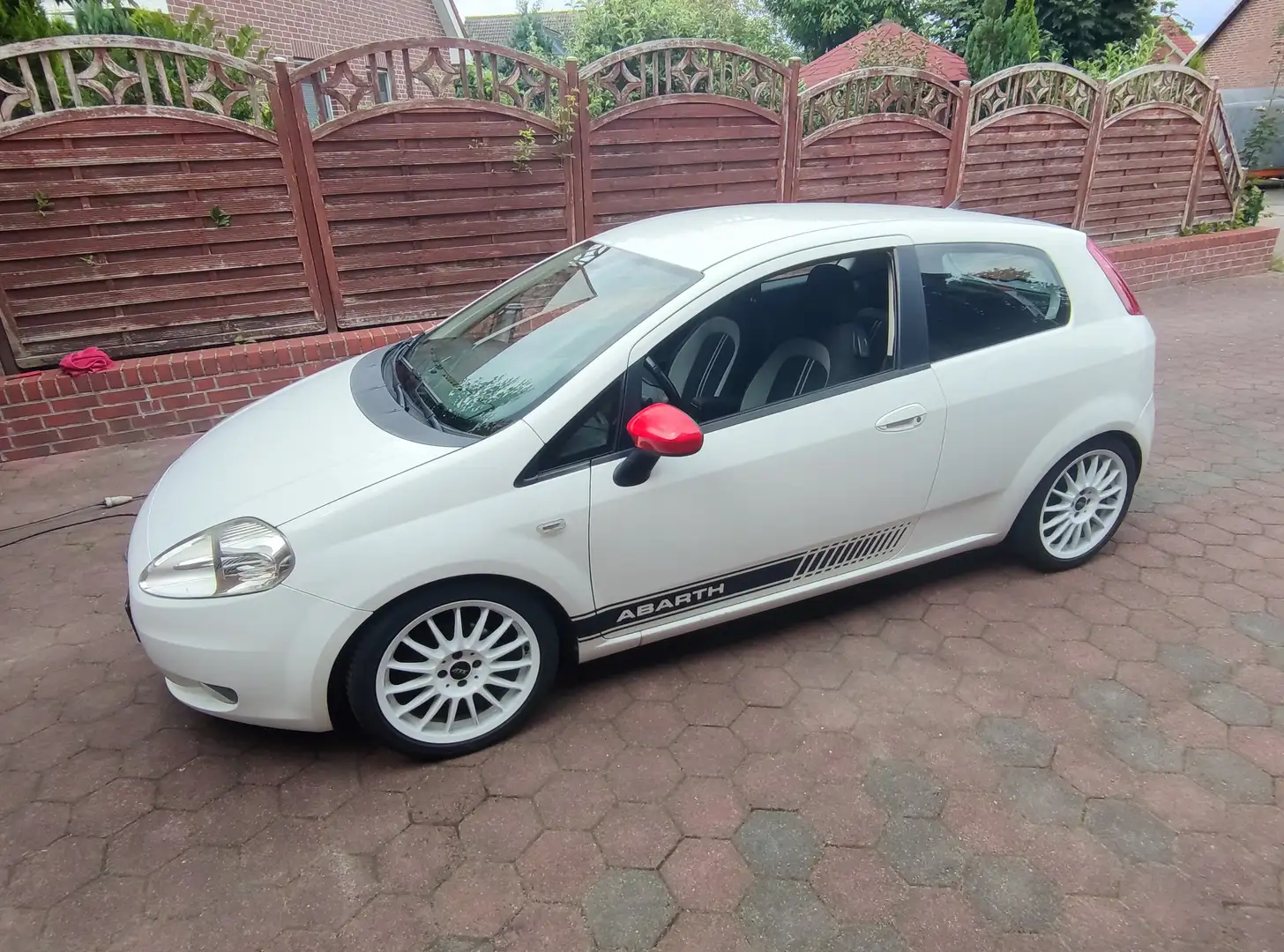 Fiat Grande Punto Weiß - 1