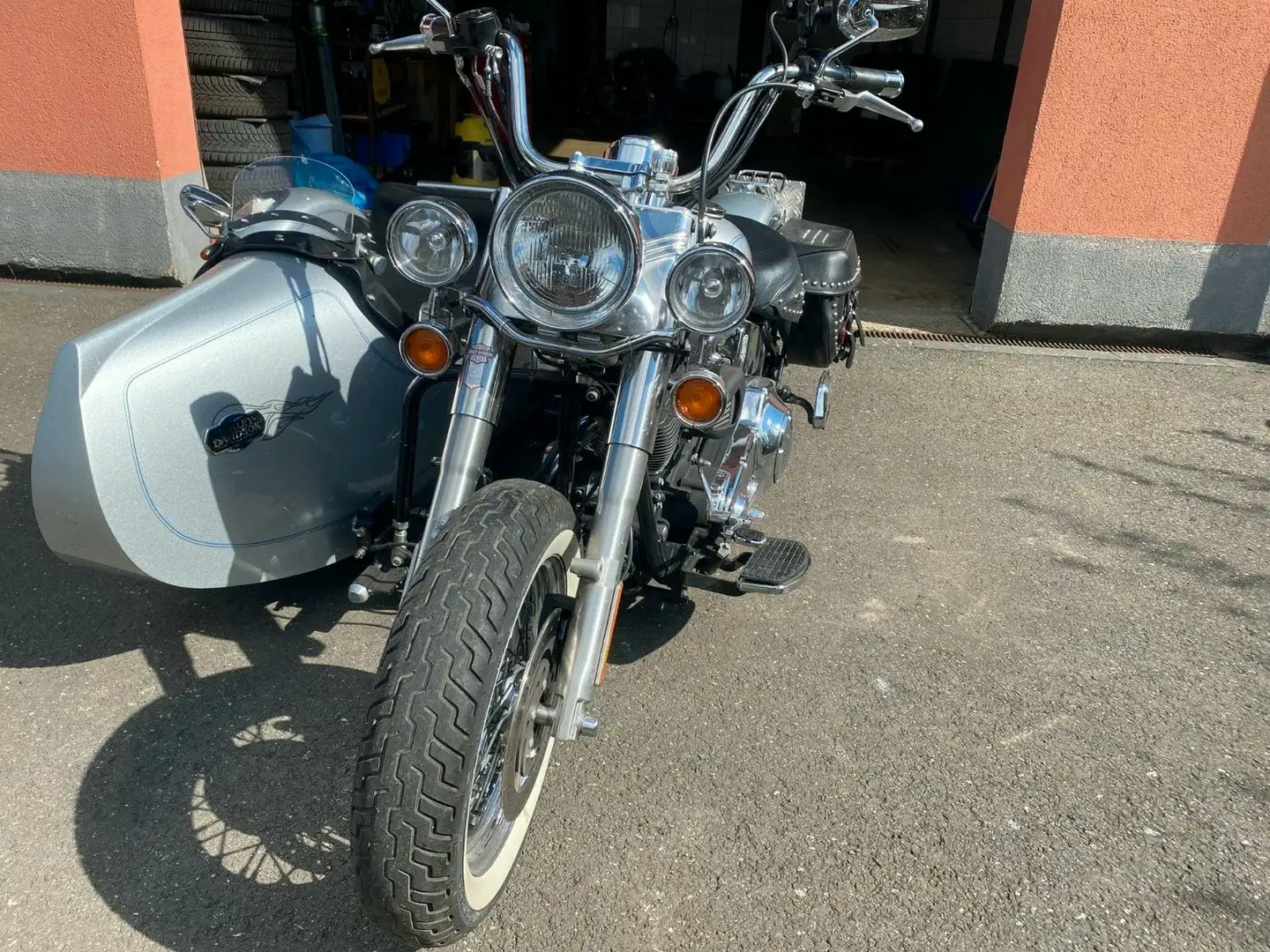 Harley-Davidson Heritage Softail Classic V-Triebwerk Gespann Argintiu - 2