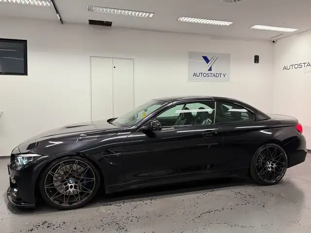 BMW M4 view 10