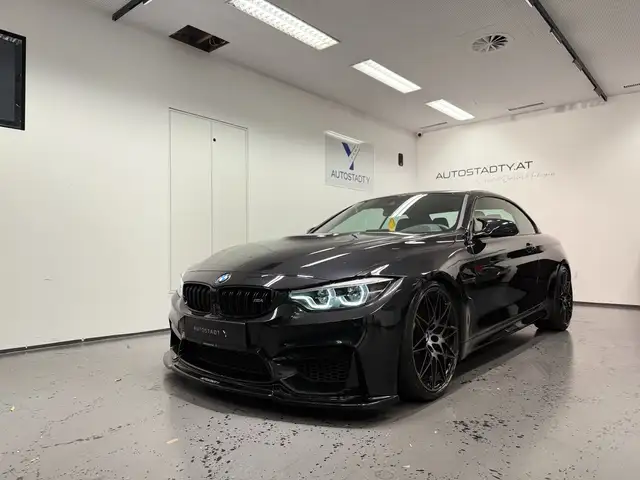 BMW M4 view 5