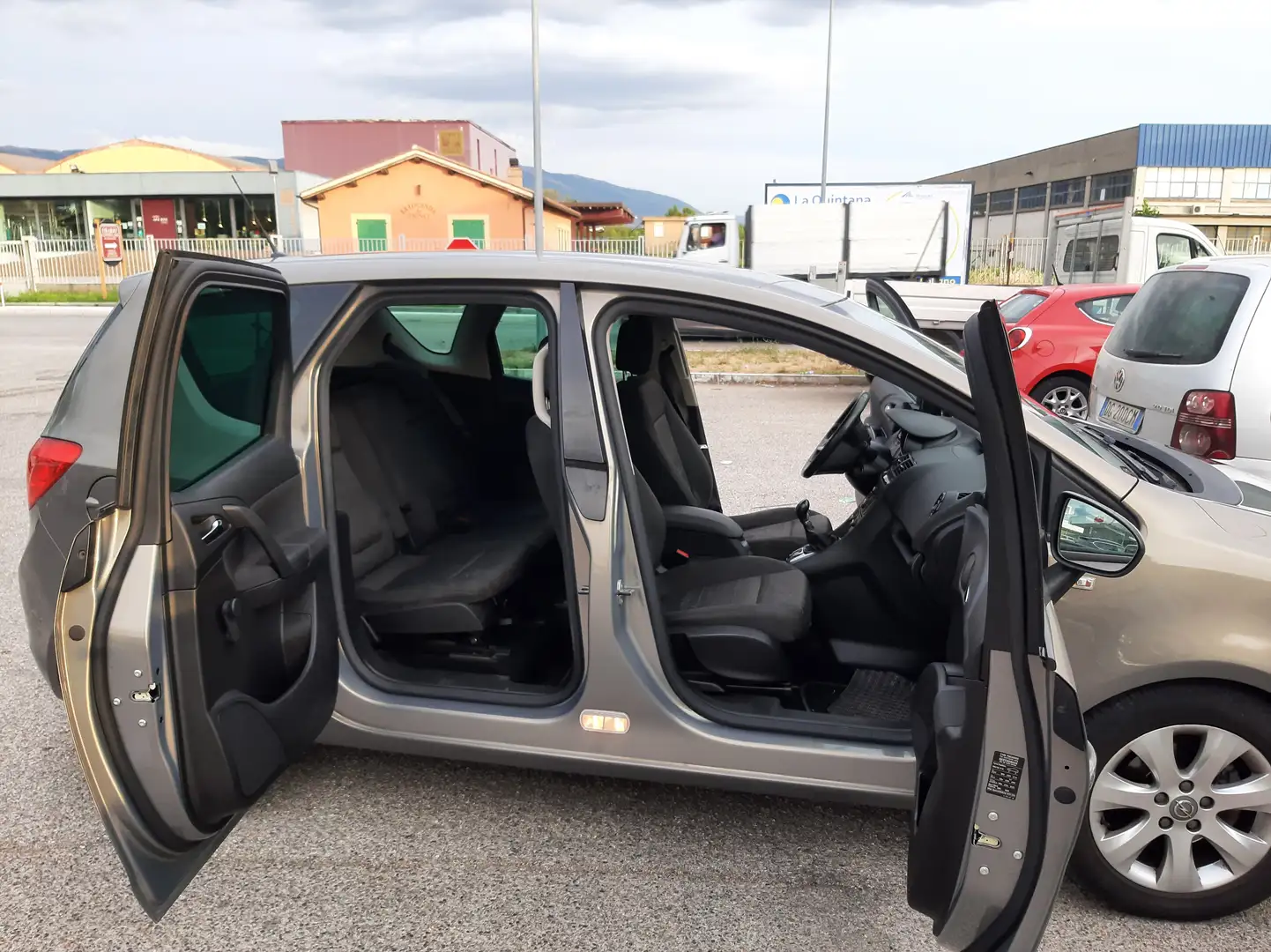 Opel Meriva Beige - 1