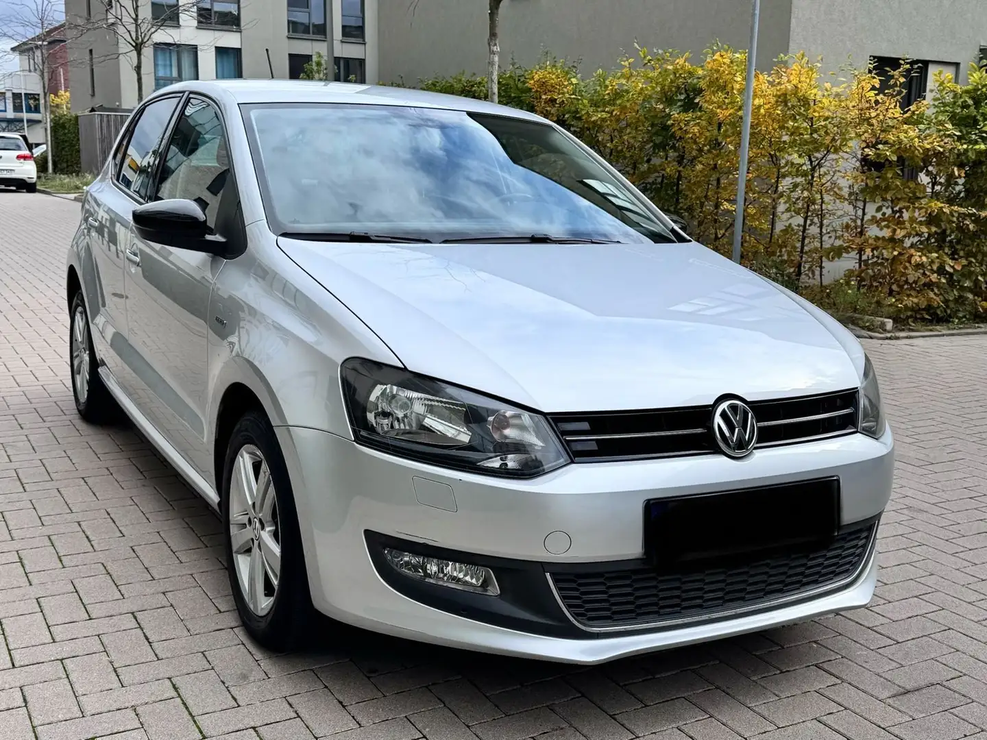 Volkswagen Polo V Match Silber - 1