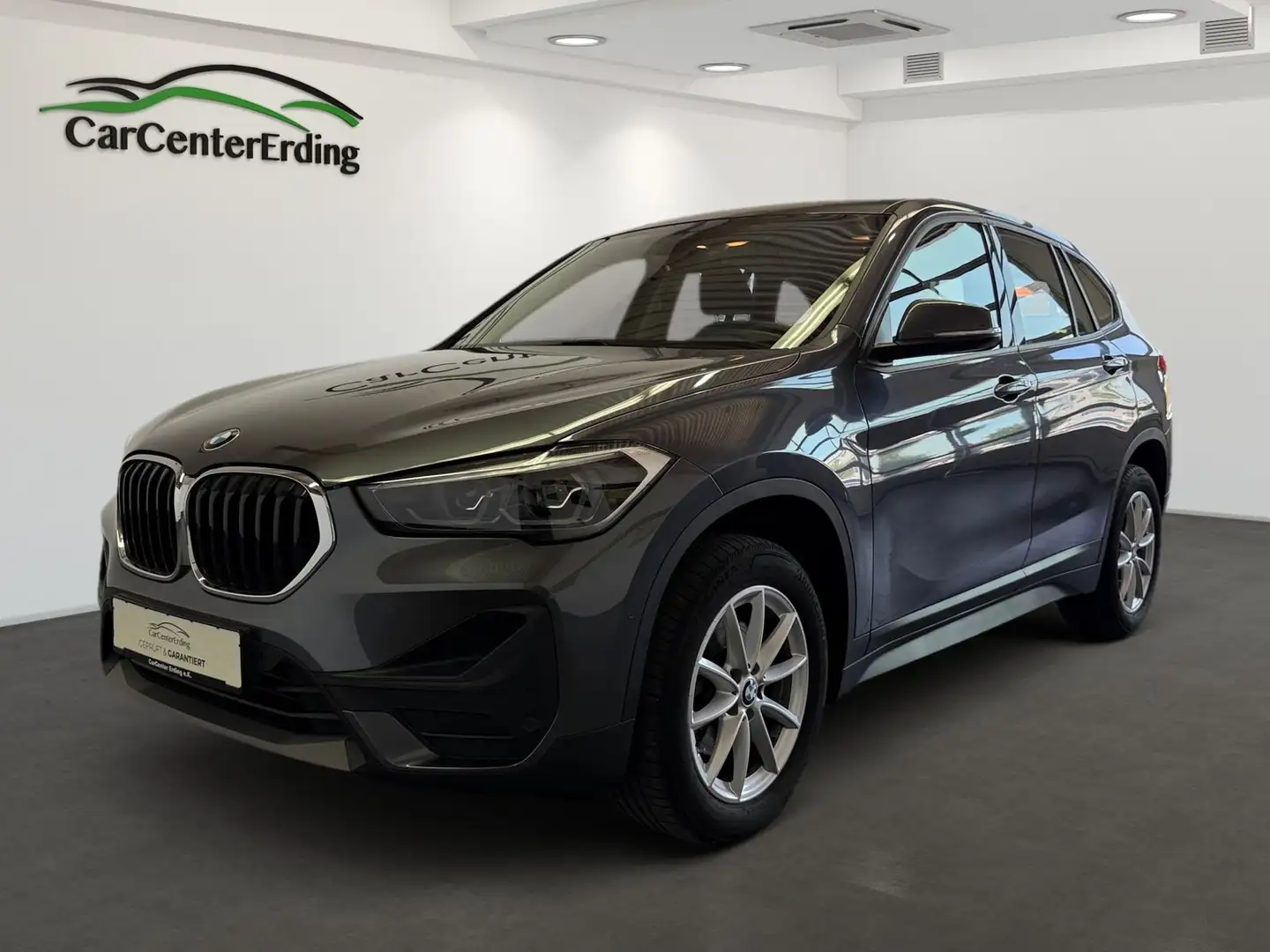 BMW X1 sDrive18d*LED*Navi*Tempo.*PDC*SHZ*DAB*ParkA.* Gris - 1
