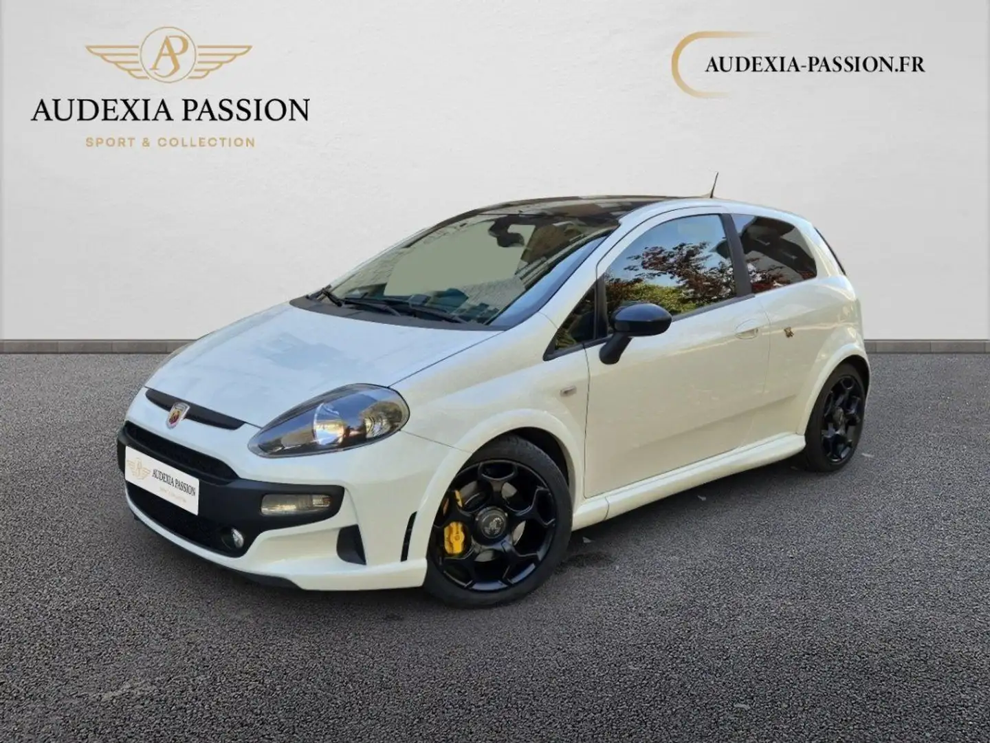 Abarth Punto EVO 1.4 16v Turbo MultiAir 180 SuperSport Weiß - 1