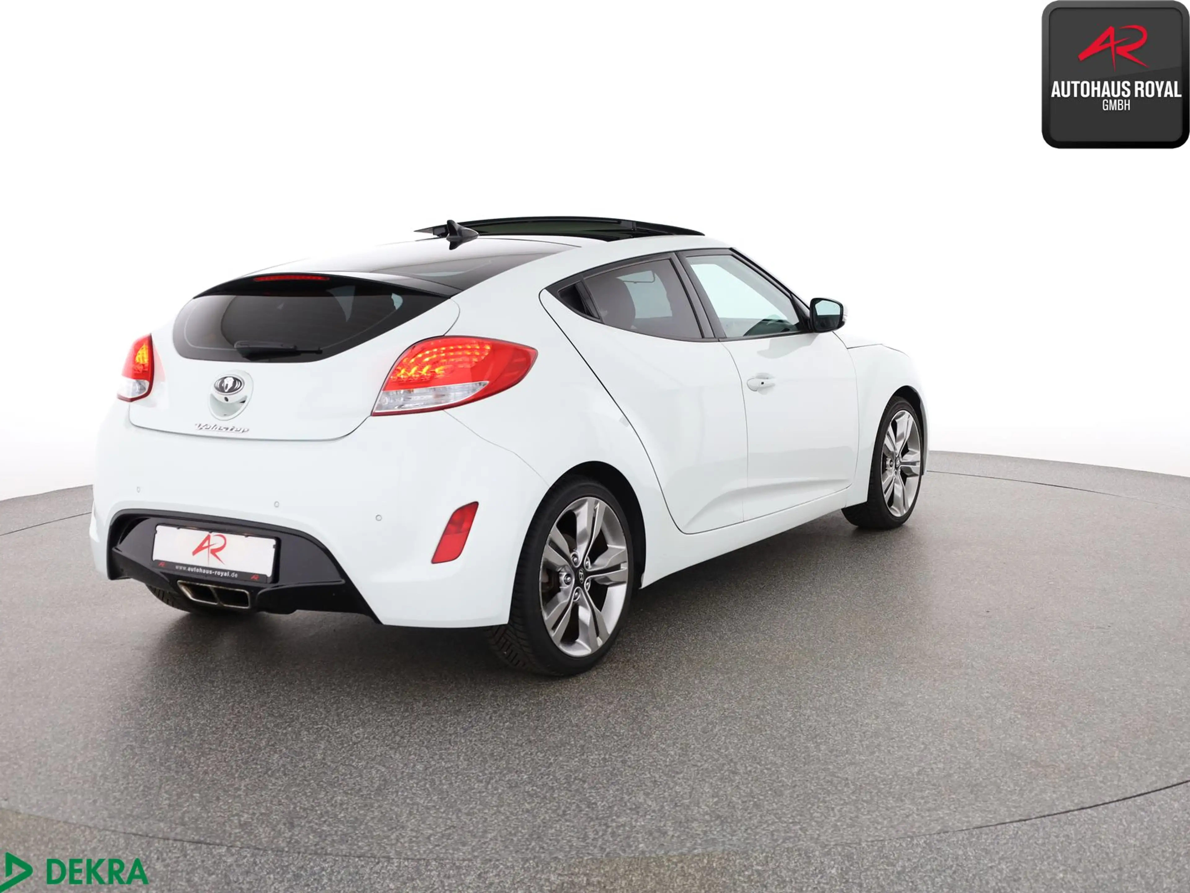 Hyundai VELOSTER Veloster 1.6 GDI PANORAMA,KAMERA,KEYLESS,18ZOLL — photo 5