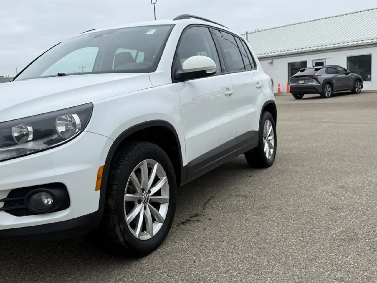 Volkswagen Tiguan снимка Volkswagen Tiguan