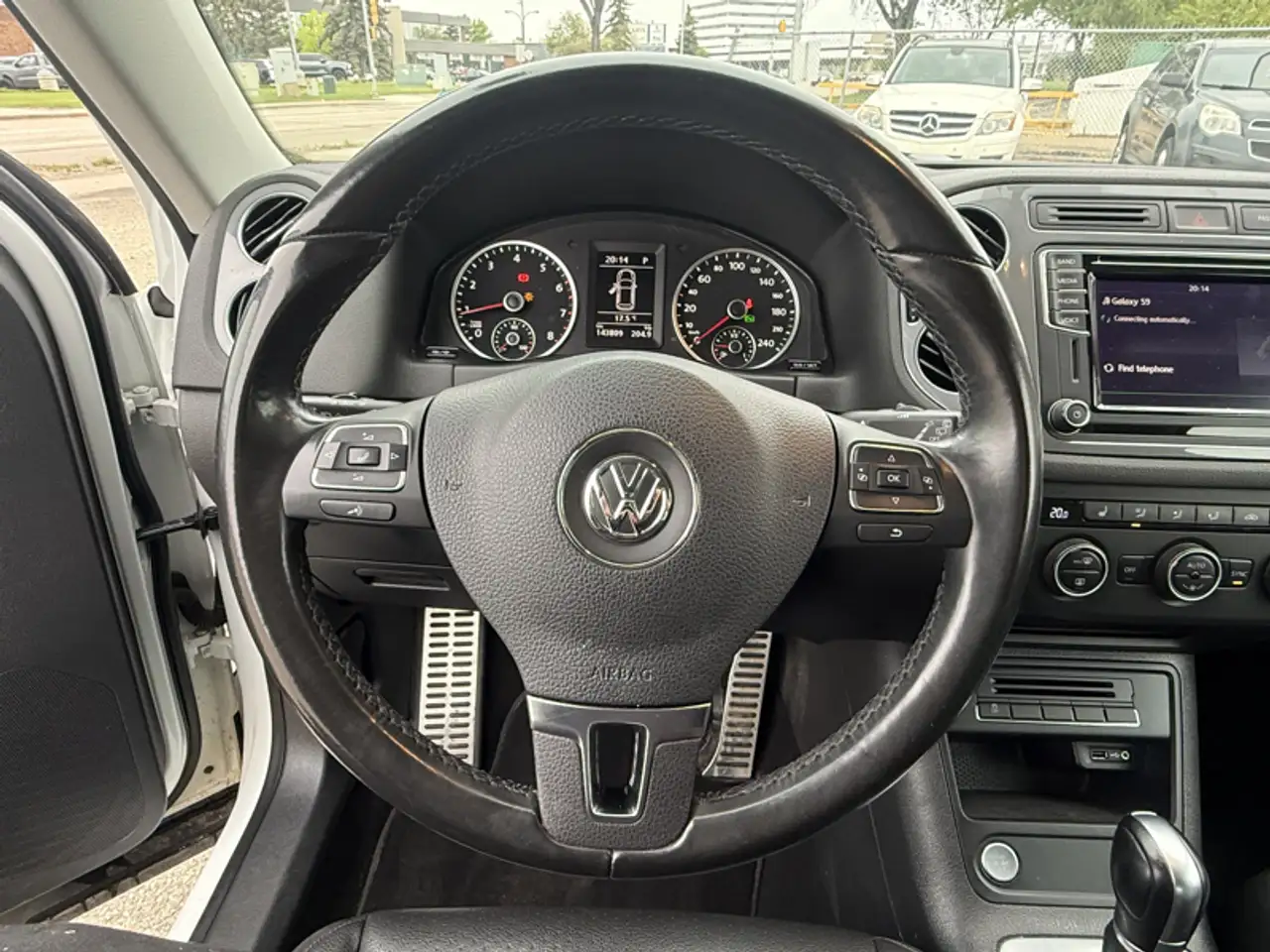 Volkswagen Tiguan снимка Volkswagen Tiguan