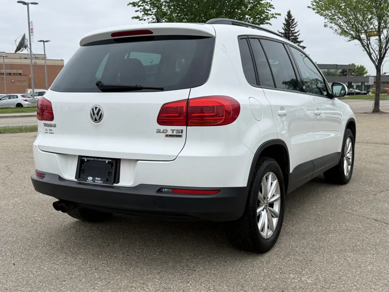 Volkswagen Tiguan снимка Volkswagen Tiguan
