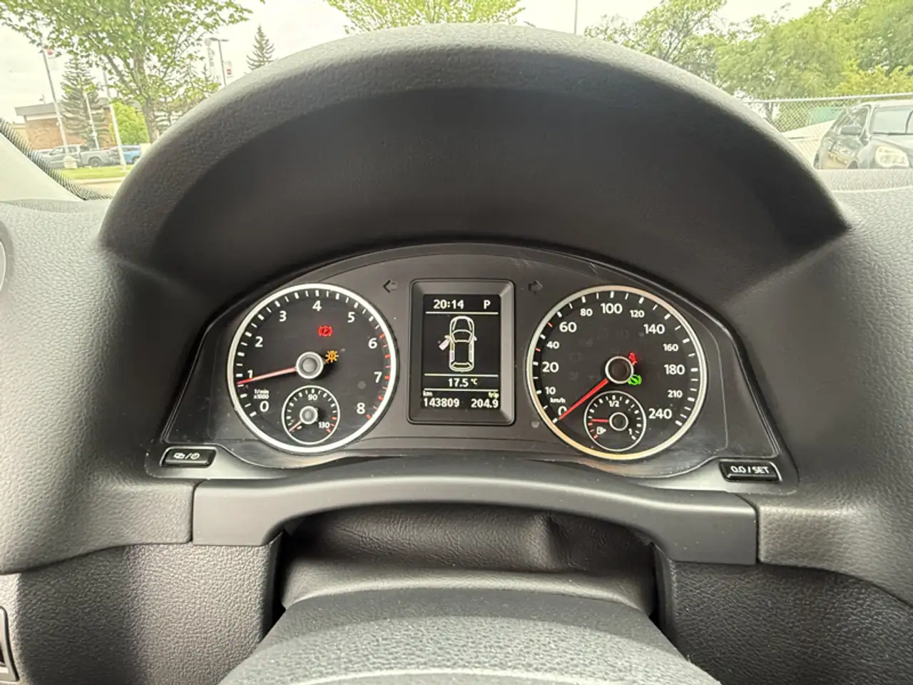Volkswagen Tiguan снимка Volkswagen Tiguan