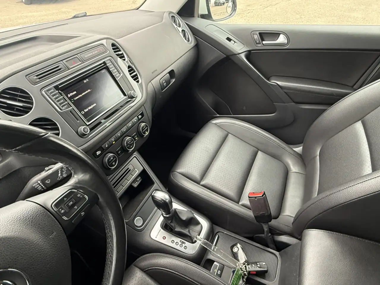 Volkswagen Tiguan снимка Volkswagen Tiguan