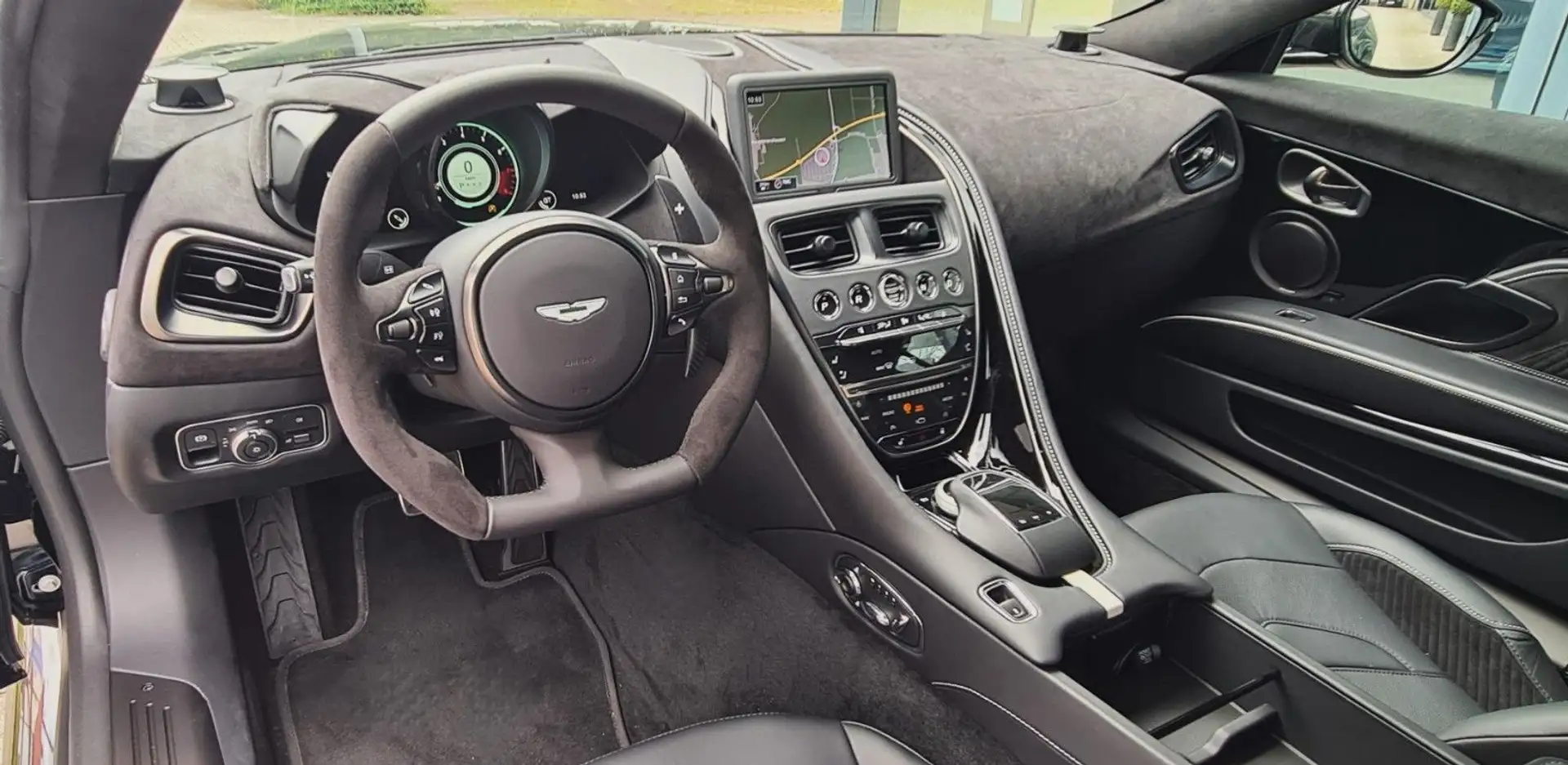 Aston Martin DBS 5.2 V12 770 Ultimate/ UPE 440.000 €! Negro - 2
