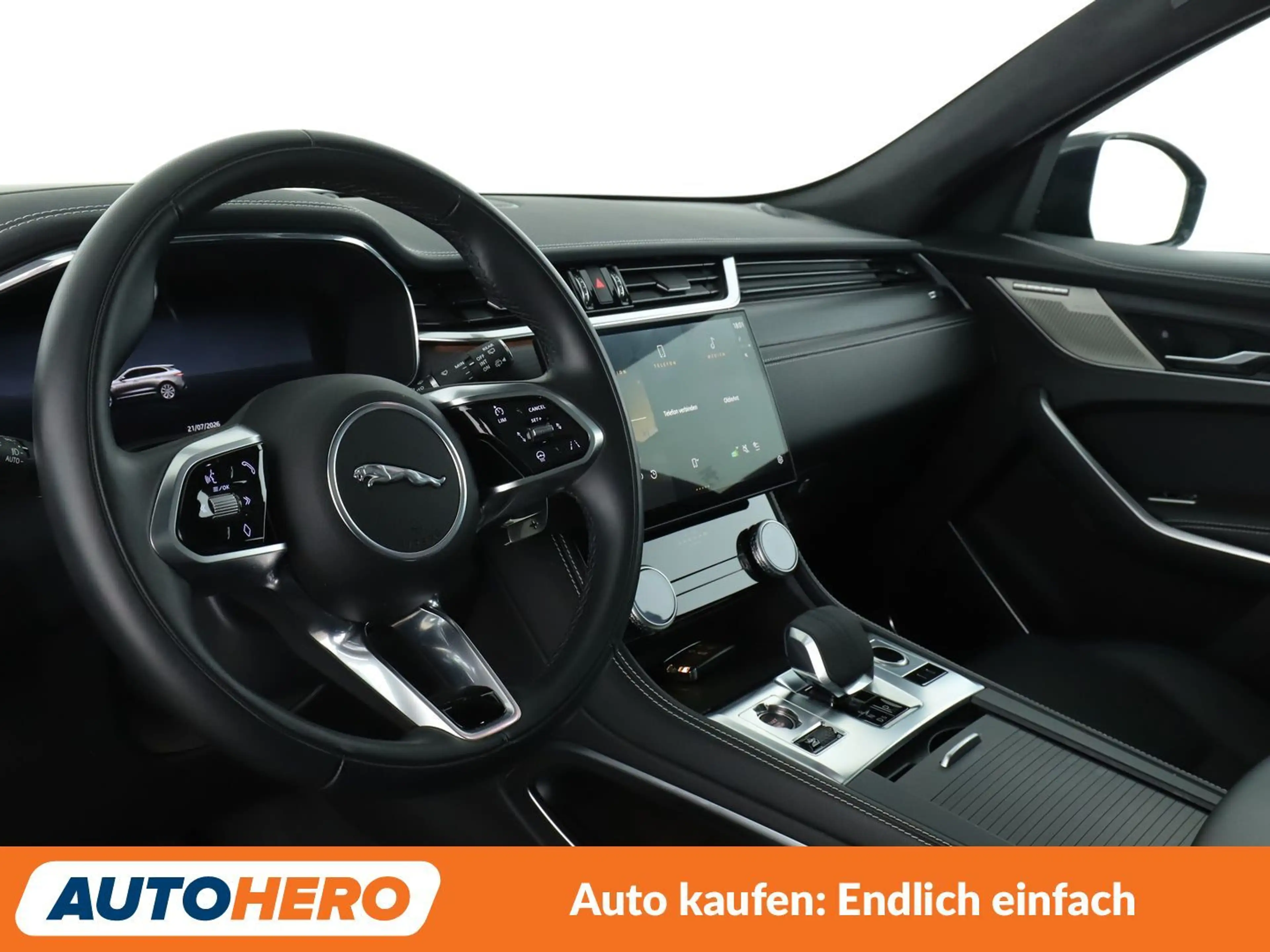 Jaguar F-Pace D300 Mild-Hybrid R-Dynamic SE AWD Aut.*CAM* — photo 11