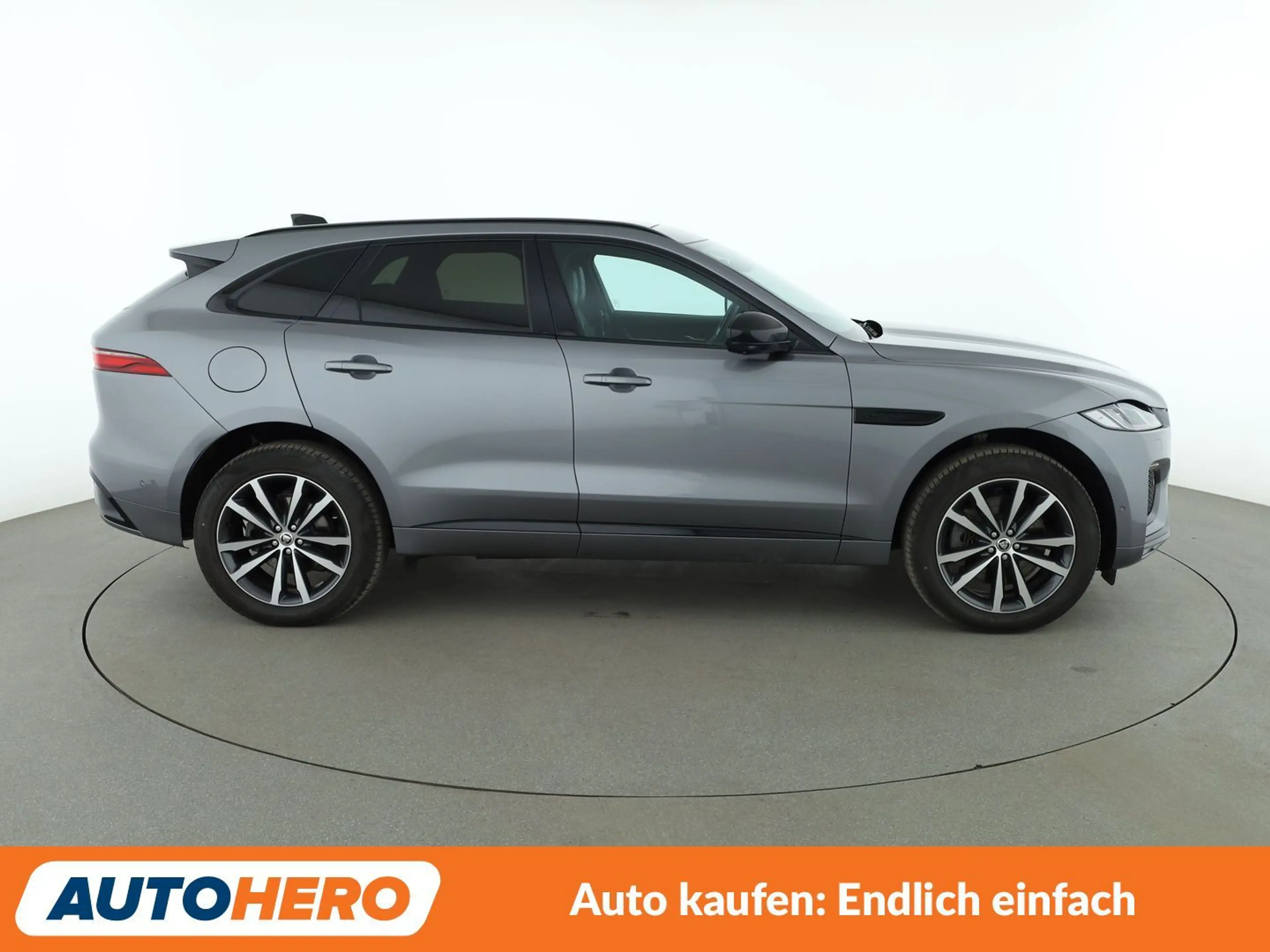 Jaguar F-Pace D300 Mild-Hybrid R-Dynamic SE AWD Aut.*CAM* — photo 7