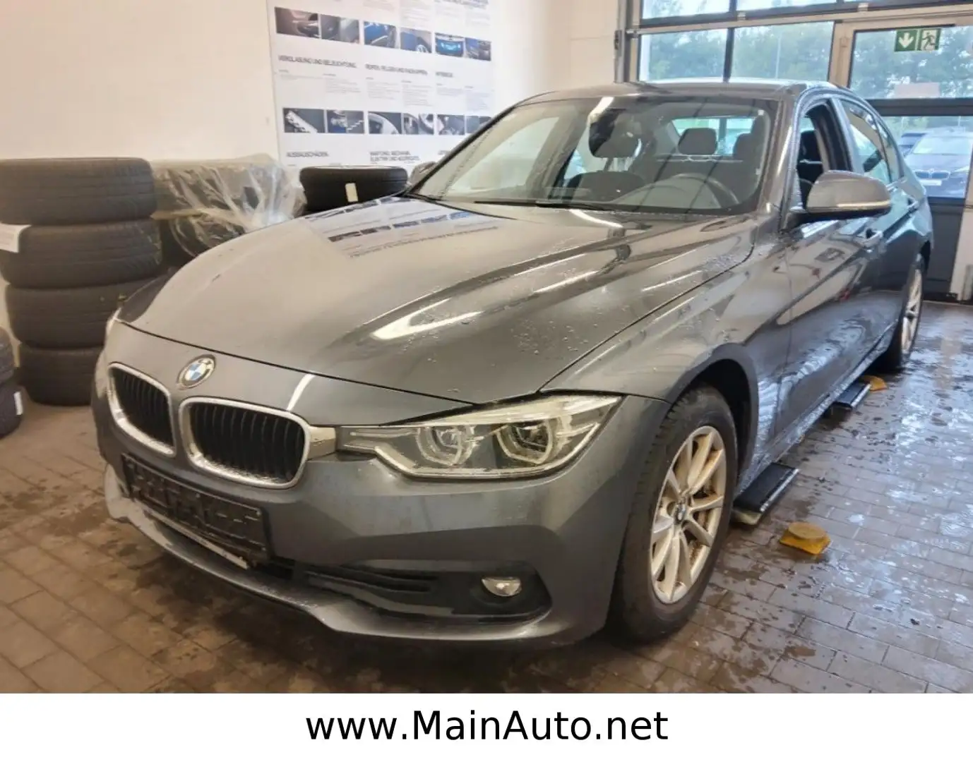 BMW 320 d Lim. Automatik/2.Hand/NAVI/LED/Top Zustand Grigio - 1
