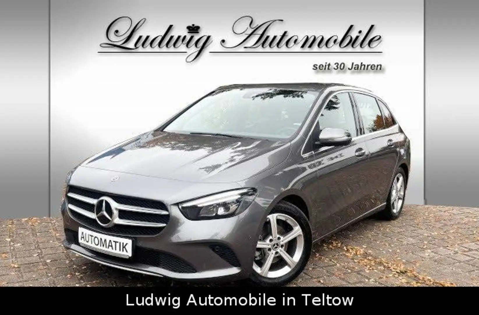 Mercedes-Benz B 180 Automatik*MBUX*Navi*PDC*wenig Kilometer Grau - 1