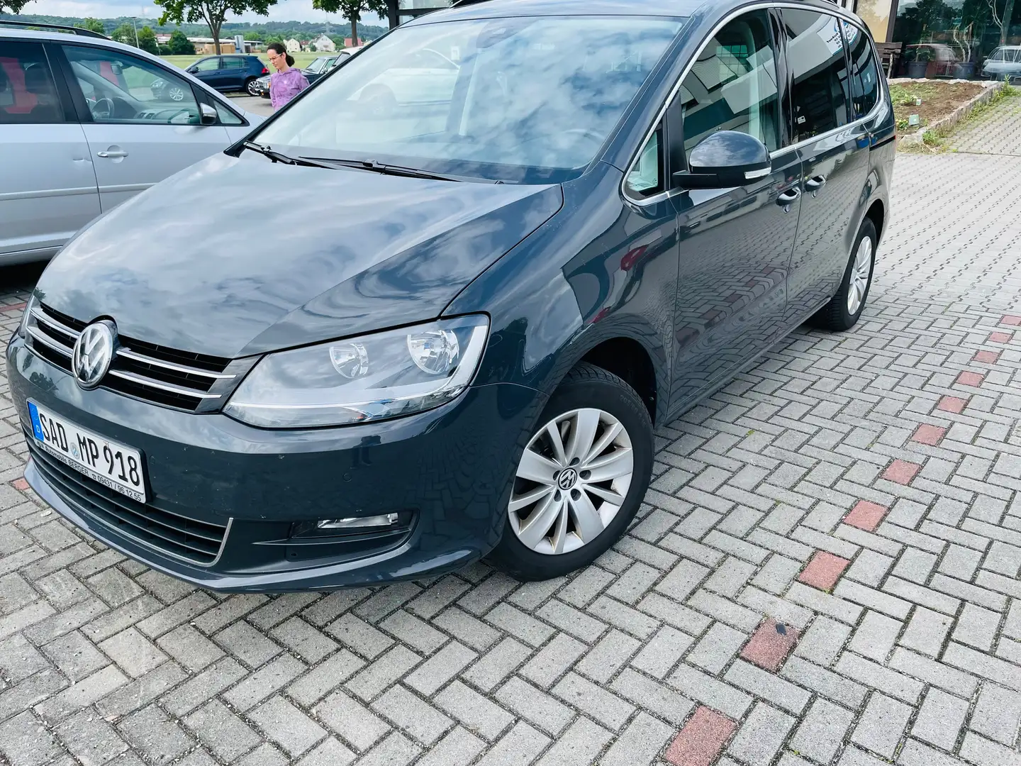 Volkswagen Sharan Comfortline 7 Sitzer Grau - 1