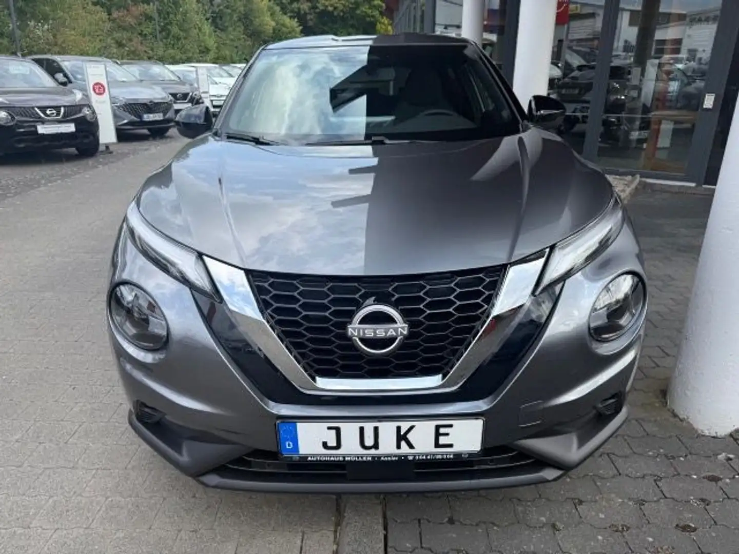 Nissan Juke JUKE 1.0 DIG-T 114 PS 7DCT N-Connecta Winter II Grijs - 2