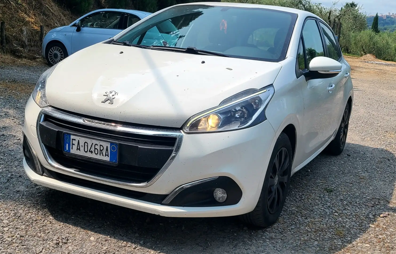 Peugeot 208 5p 1.4 hdi 8v Active - 1