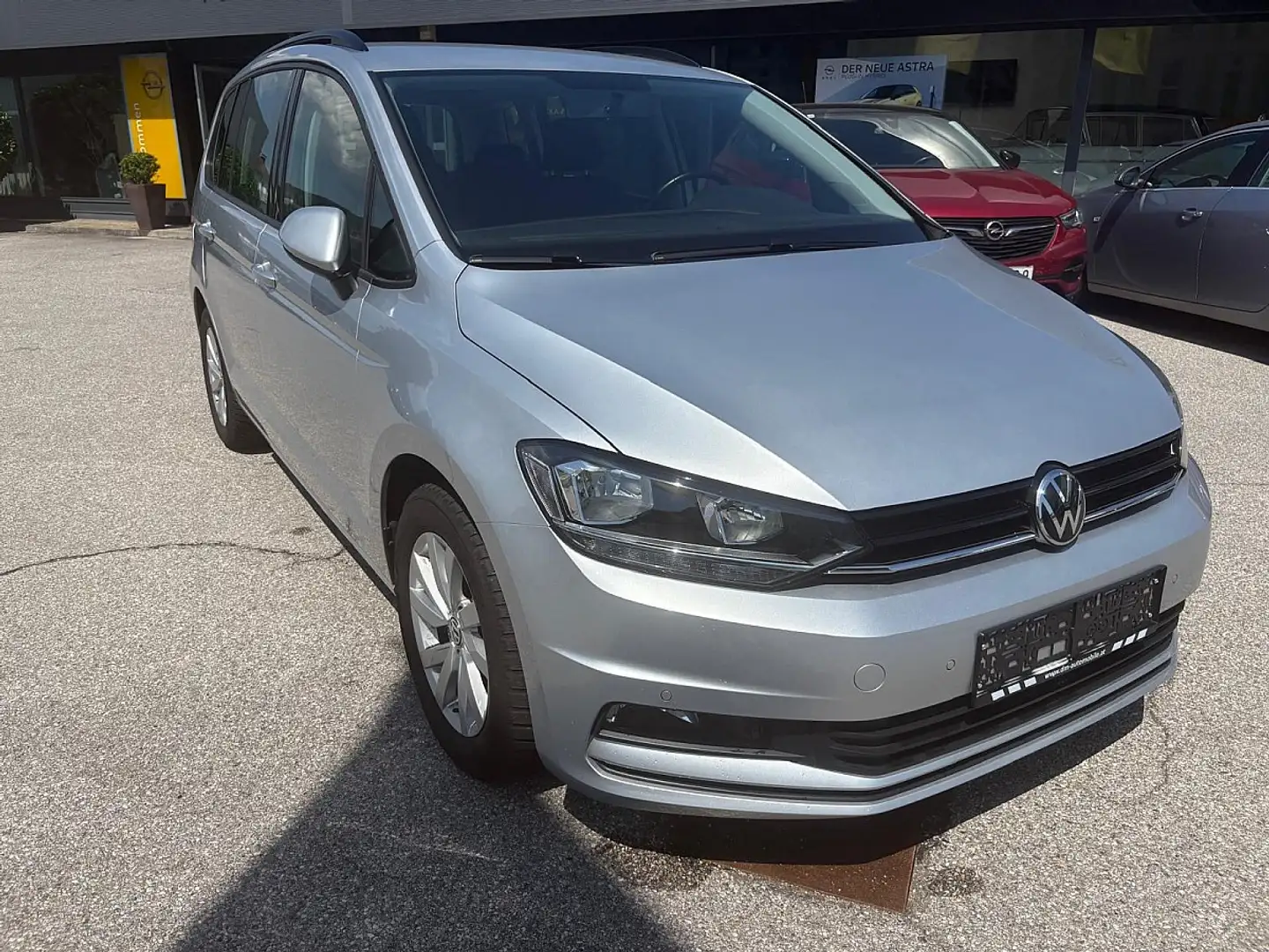 Volkswagen Touran 2,0 TDI Silber - 2