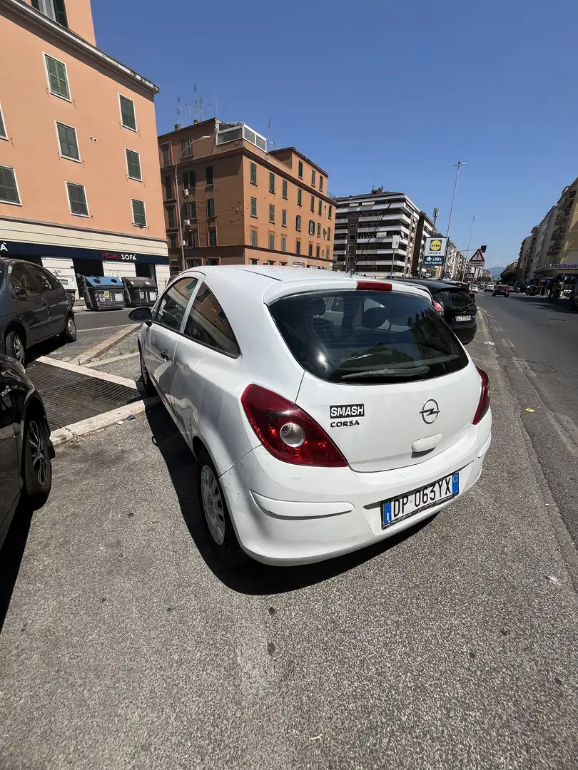 Opel Corsa 3p 1.0 Enjoy - 2