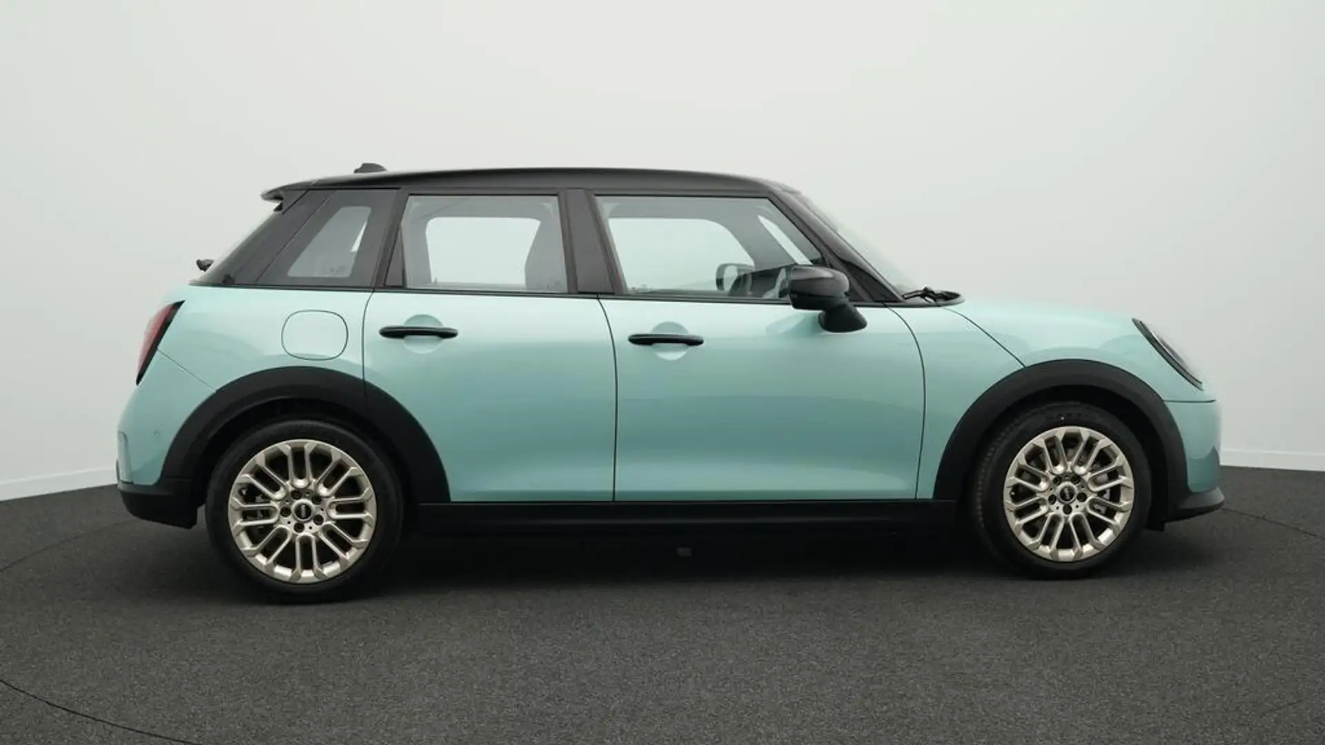 MINI Cooper C Favoured Trim Verde - 2