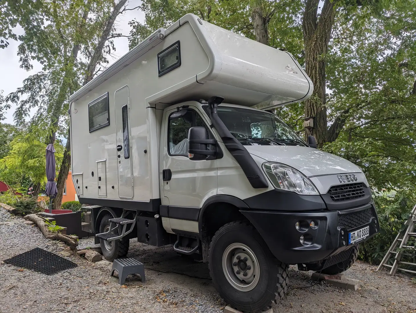 Iveco Daily Iveco Daily 4x4 55S17W Expeditionsmobil Bílá - 1