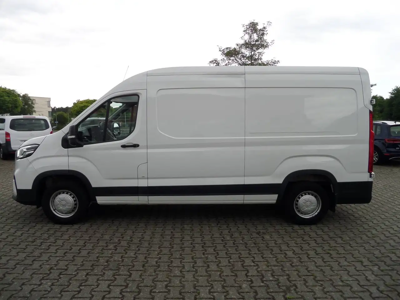 Maxus Deliver 9 2023