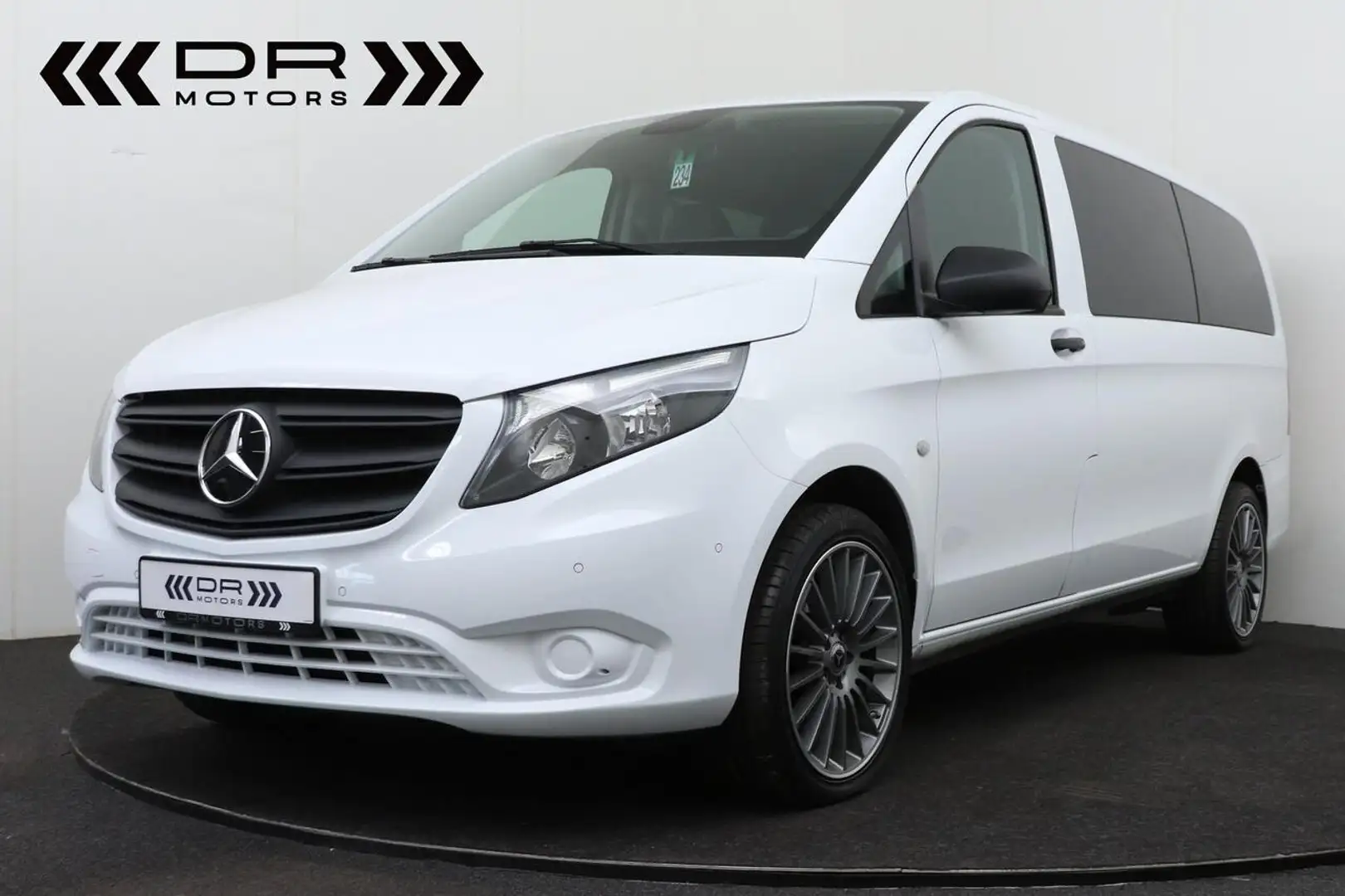 Mercedes-Benz Vito TOURER 114CDI L3  9-GTRONIC - NAVI - LEDER - 9 ... Blanc - 1
