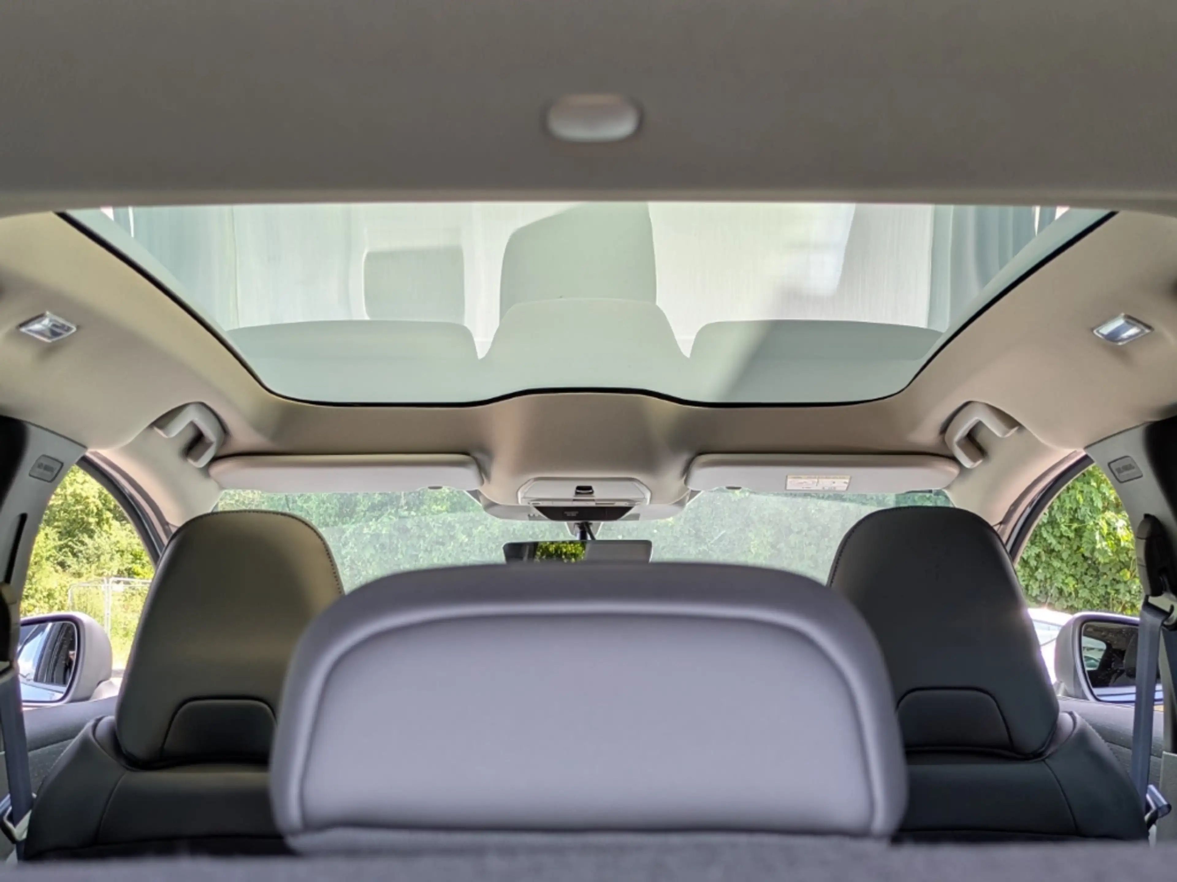 Nissan Leaf (2026) ADVANCE 75kWh V2L 2-Farben HUD Panorama Nav — photo 15