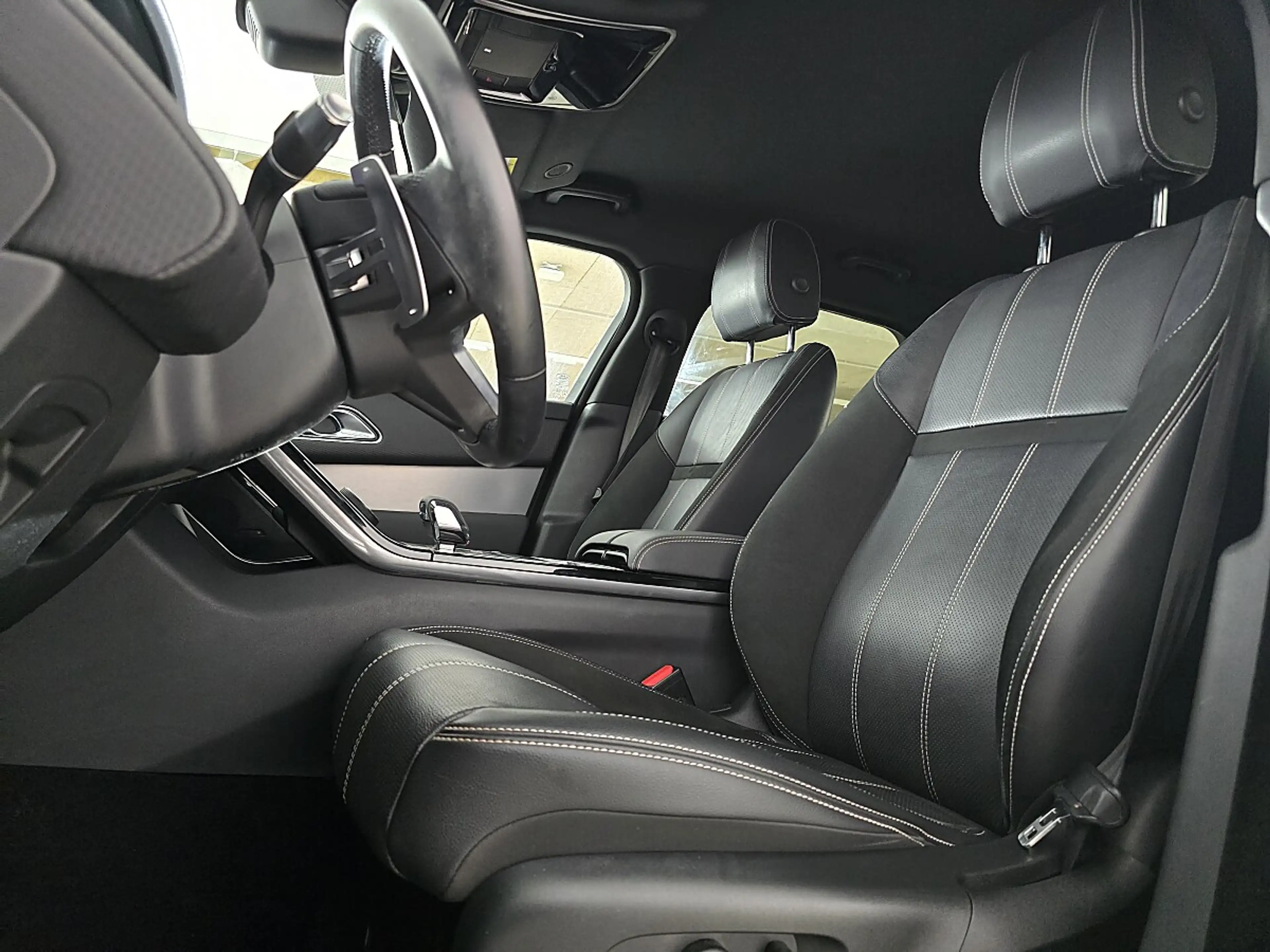 Land Rover Range Rover Velar 2.0 | Auto Stahl Wien 22 — photo 14