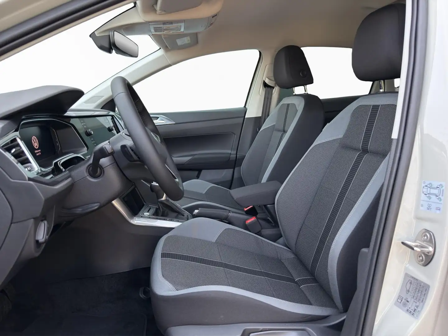 Volkswagen Polo Style Gris - 2