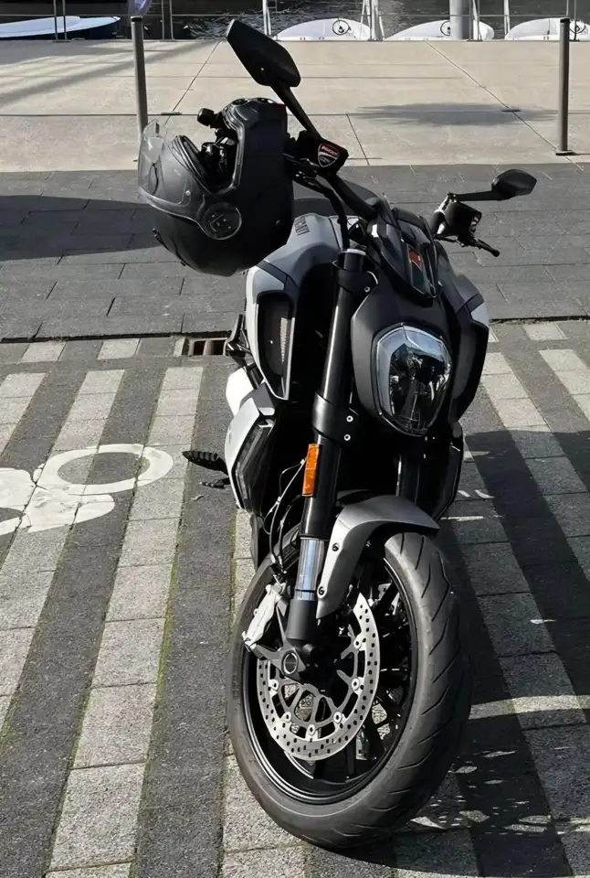 Ducati Diavel