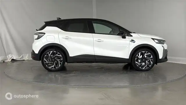 Renault Captur view 4