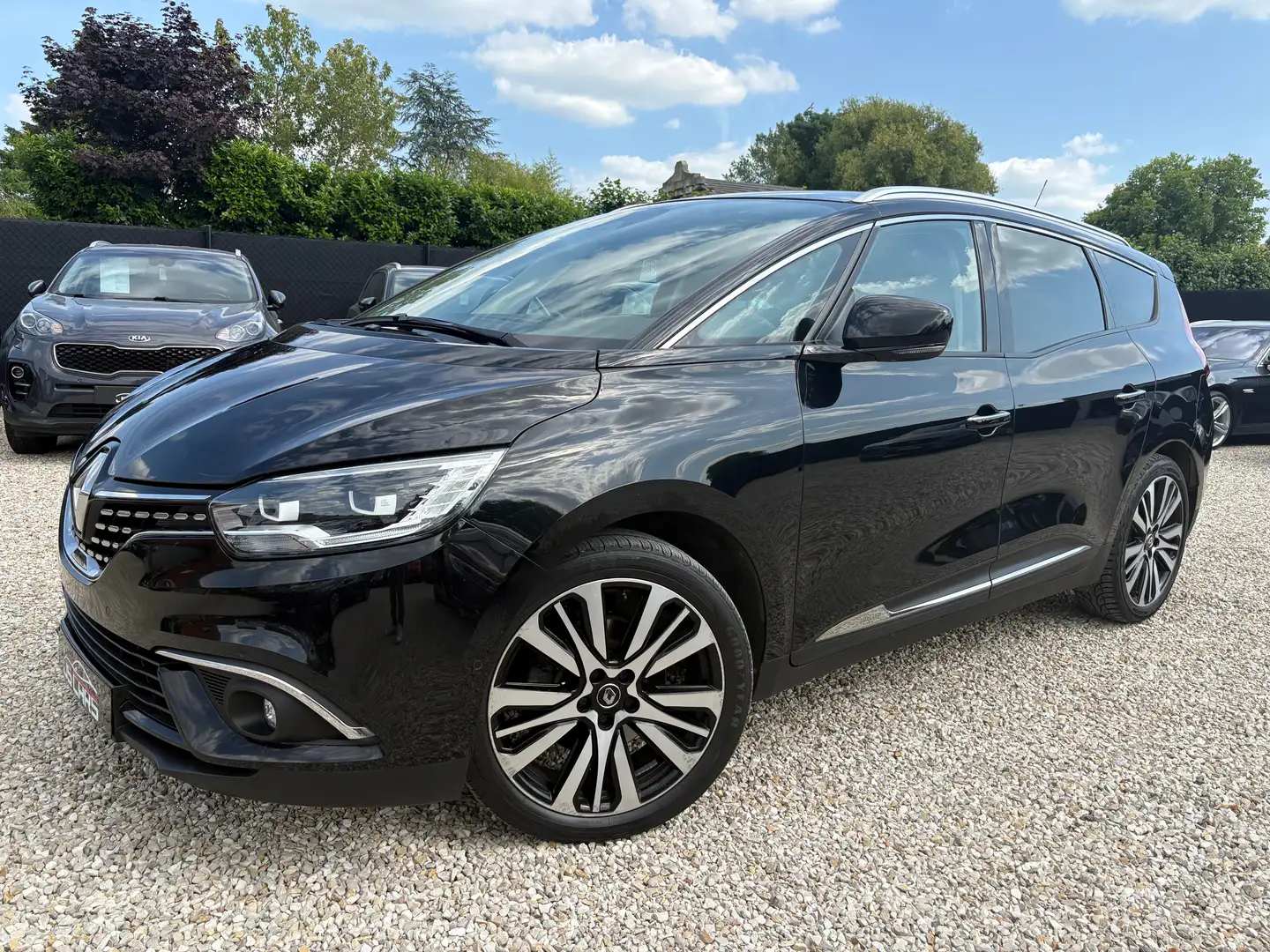 Renault Grand Scenic 1.33TCe Initiale Paris EDC*TOIT PANO*CUIR*CAMERA* Zwart - 2