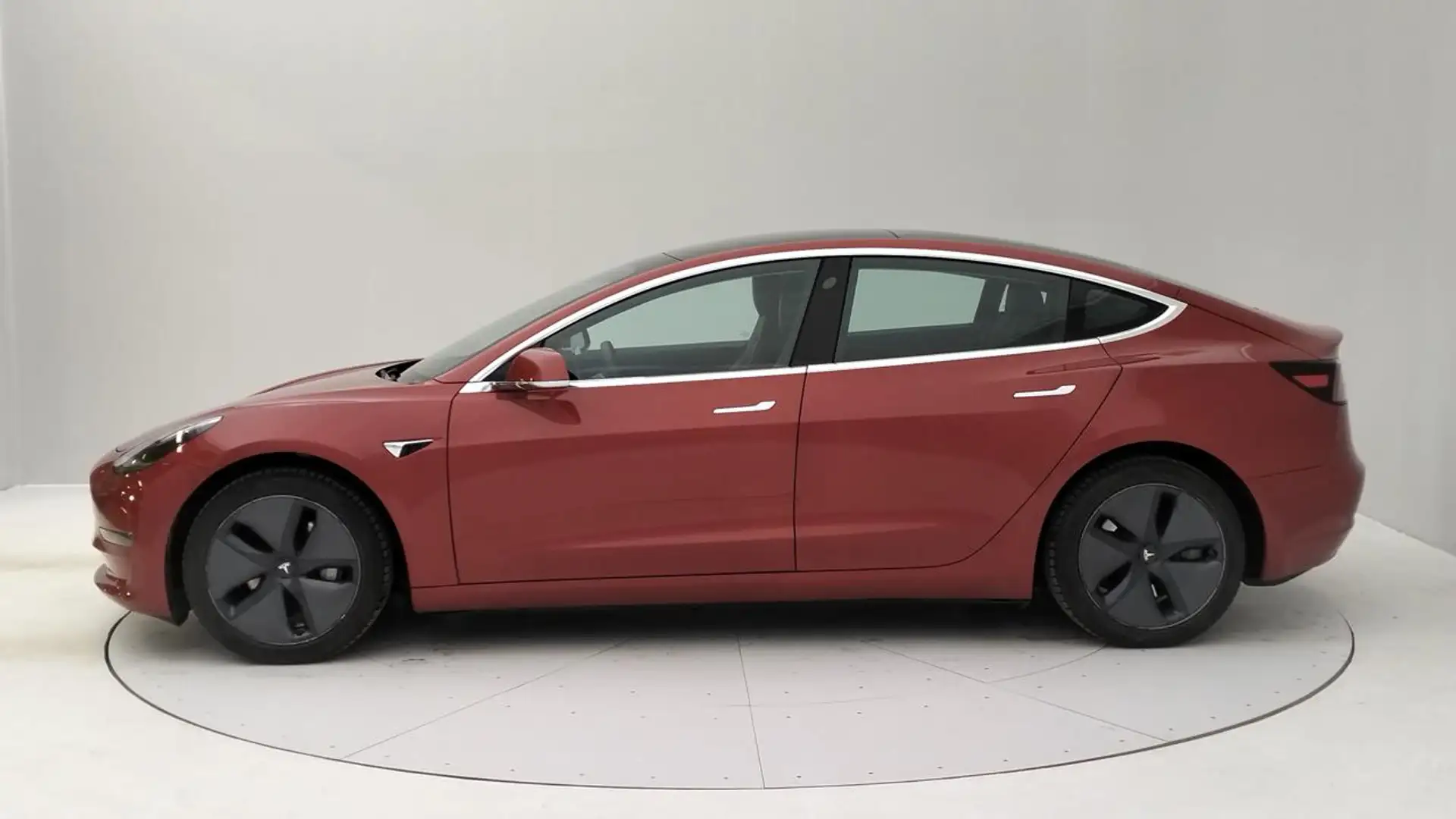 Tesla Model 3 Long Range Dual Motor awd Rojo - 2