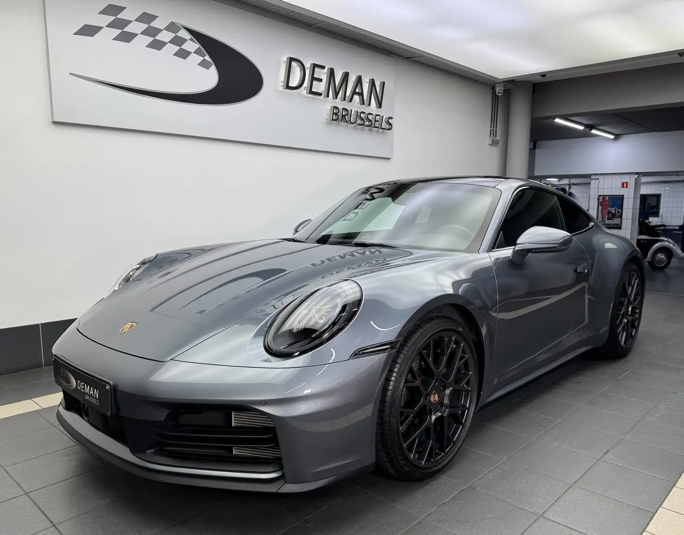 Porsche 992 992.2 Carrera * Toit ouvrant * Pack Chrono * ACC Gris - 1