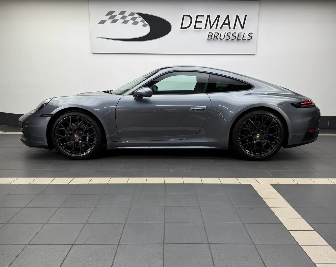 Porsche 992 992.2 Carrera * Toit ouvrant * Pack Chrono * ACC Gris - 2