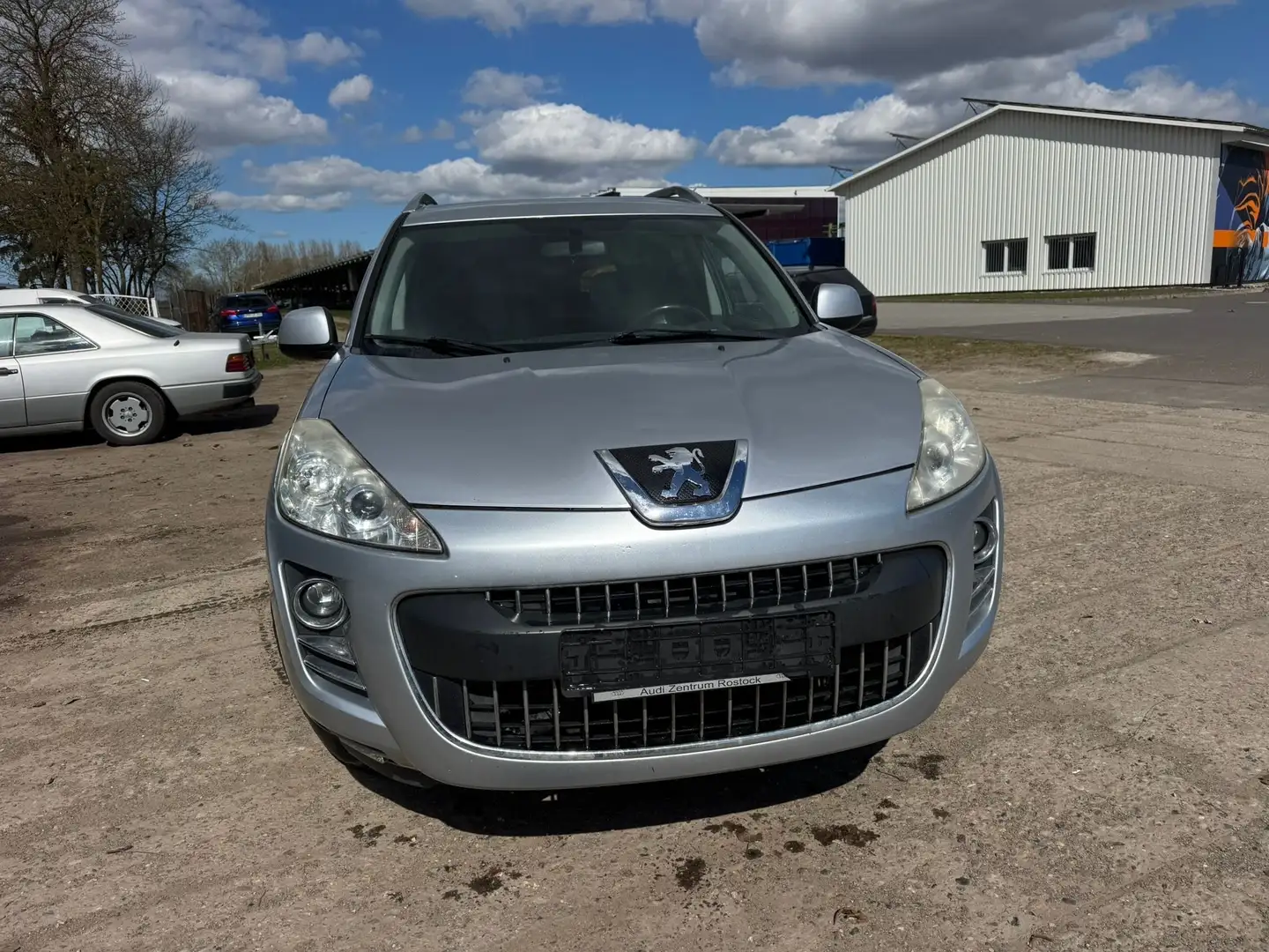 Peugeot 4007 Sport **HU/AU 03/27** Grau - 2