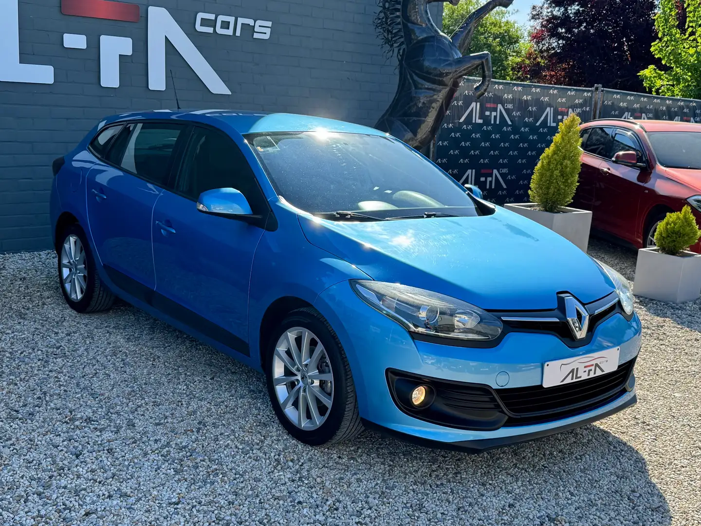 Renault Megane 1.6i Edition**Sport**84.000KM**Garantie✅ Bleu - 1