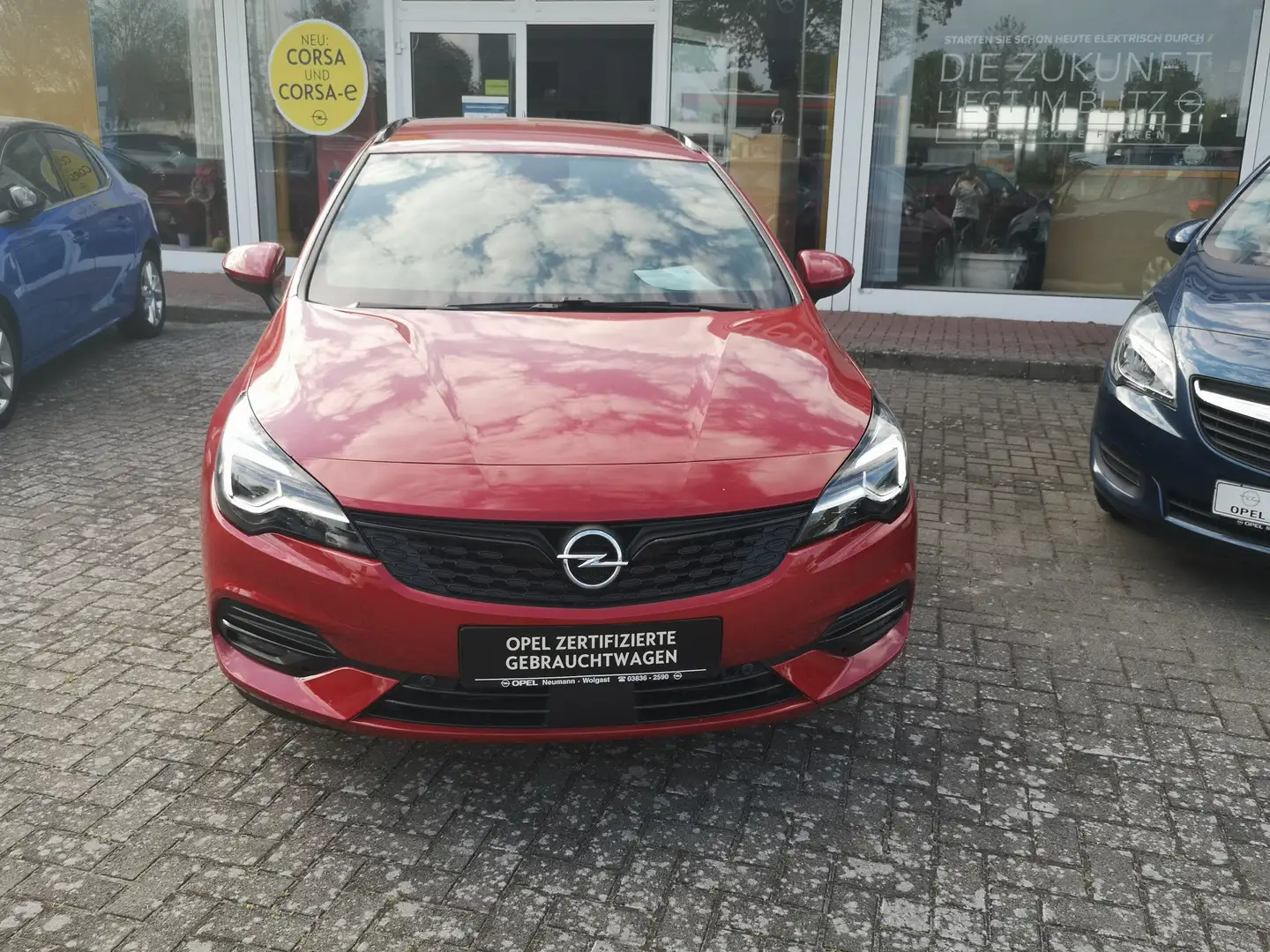 Opel Astra Ultimate ST-AHK, LED-Matrix, Kamera, Sitzheizung Rot - 2