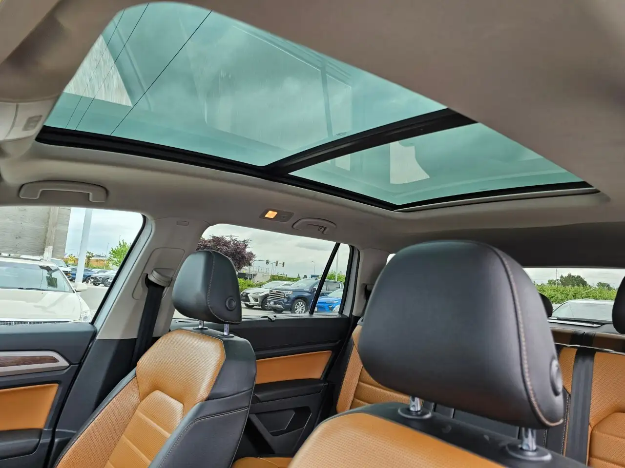 Volkswagen Atlas снимка Volkswagen Atlas