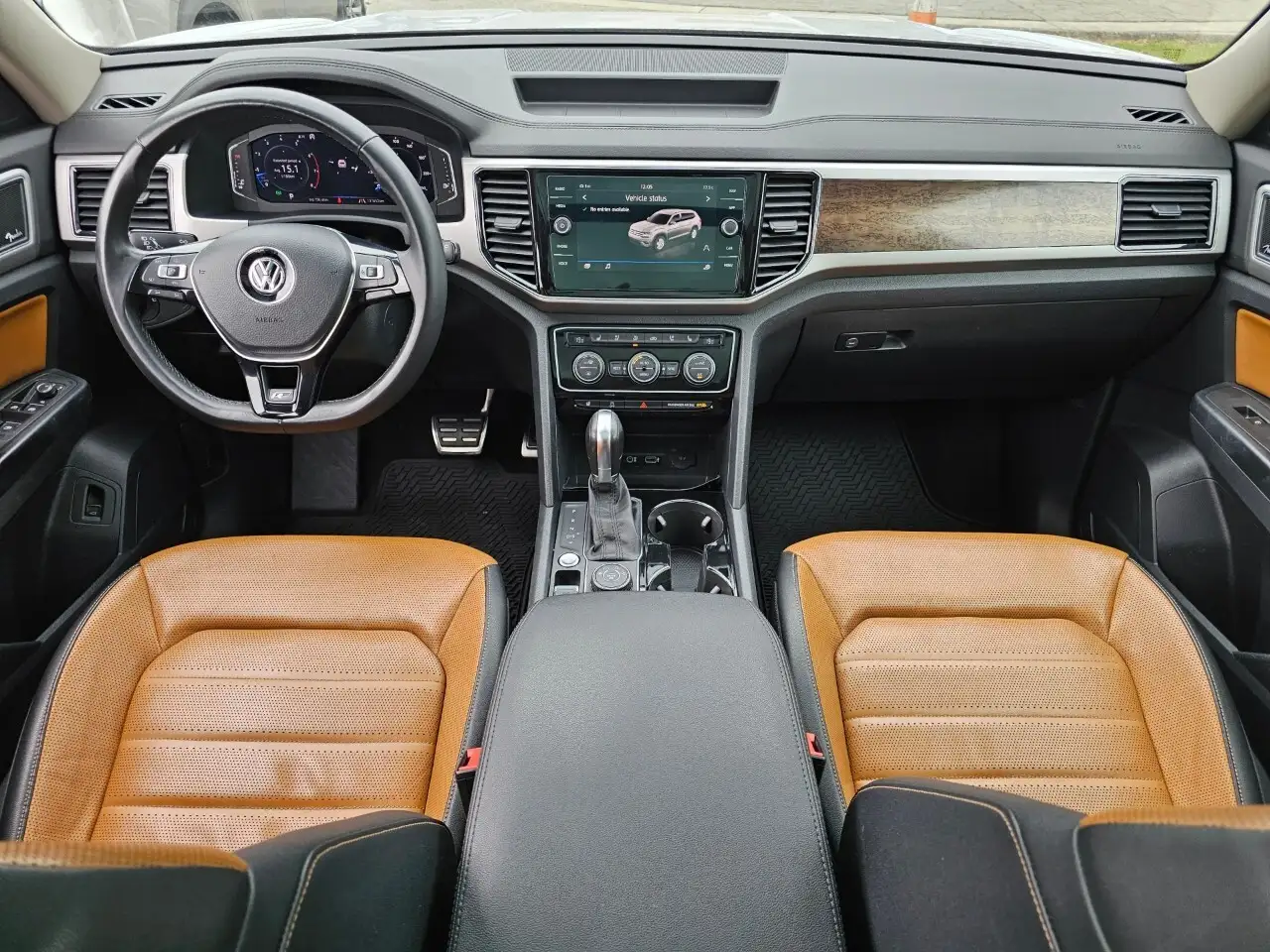 Volkswagen Atlas снимка Volkswagen Atlas