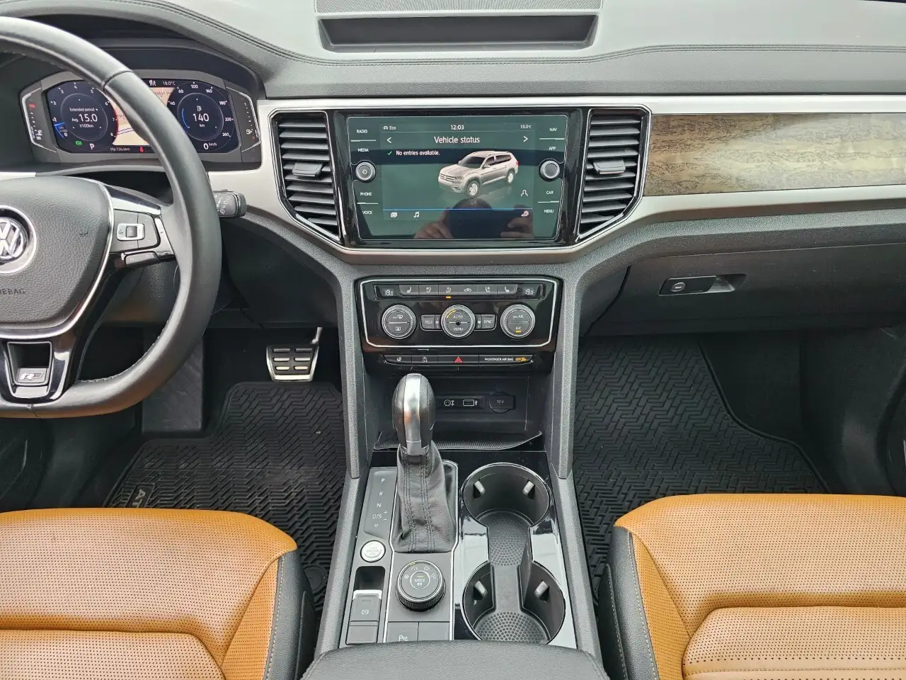 Volkswagen Atlas снимка Volkswagen Atlas