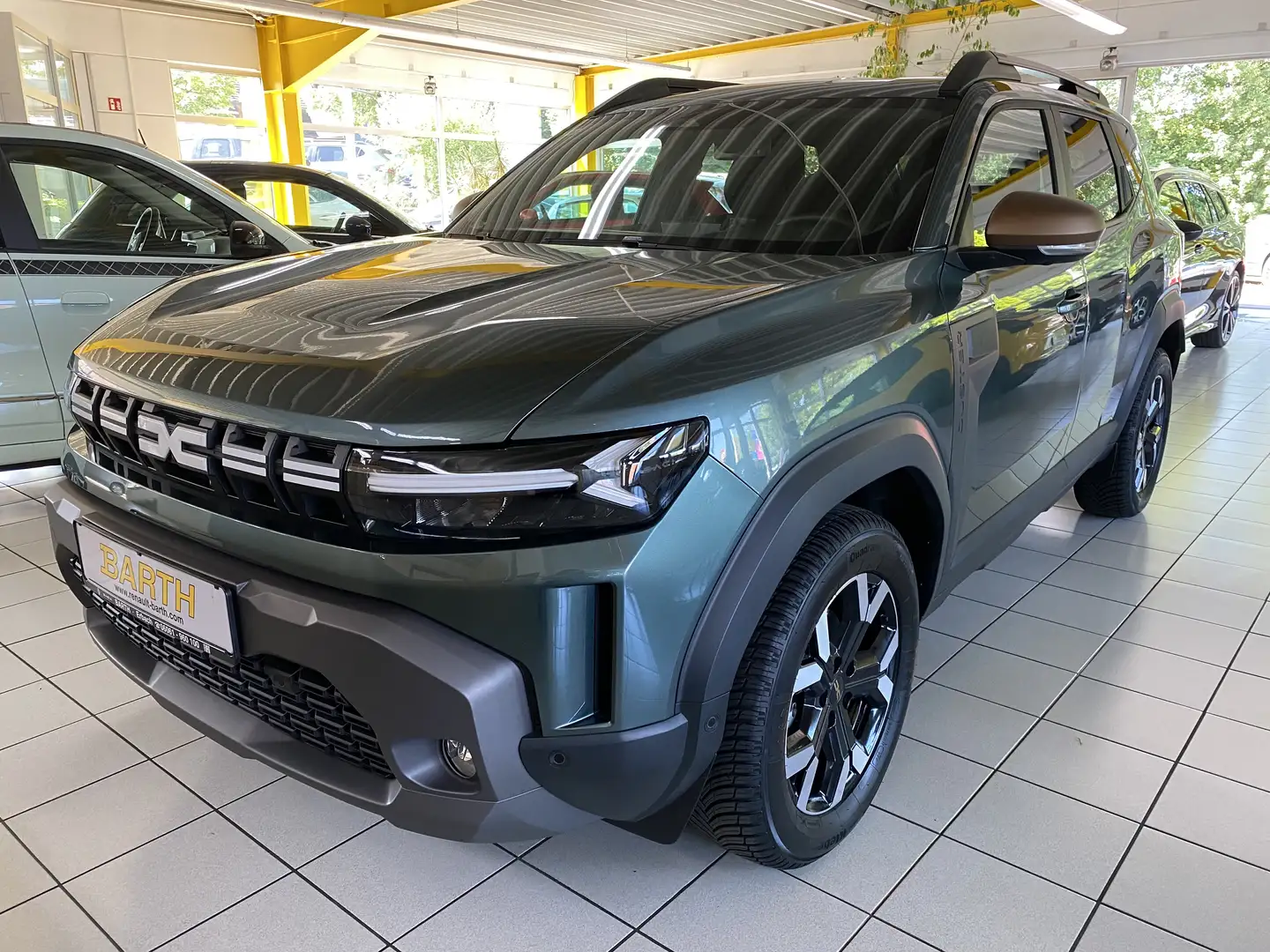 Dacia Duster Hybrid 140 Extreme Grün - 2