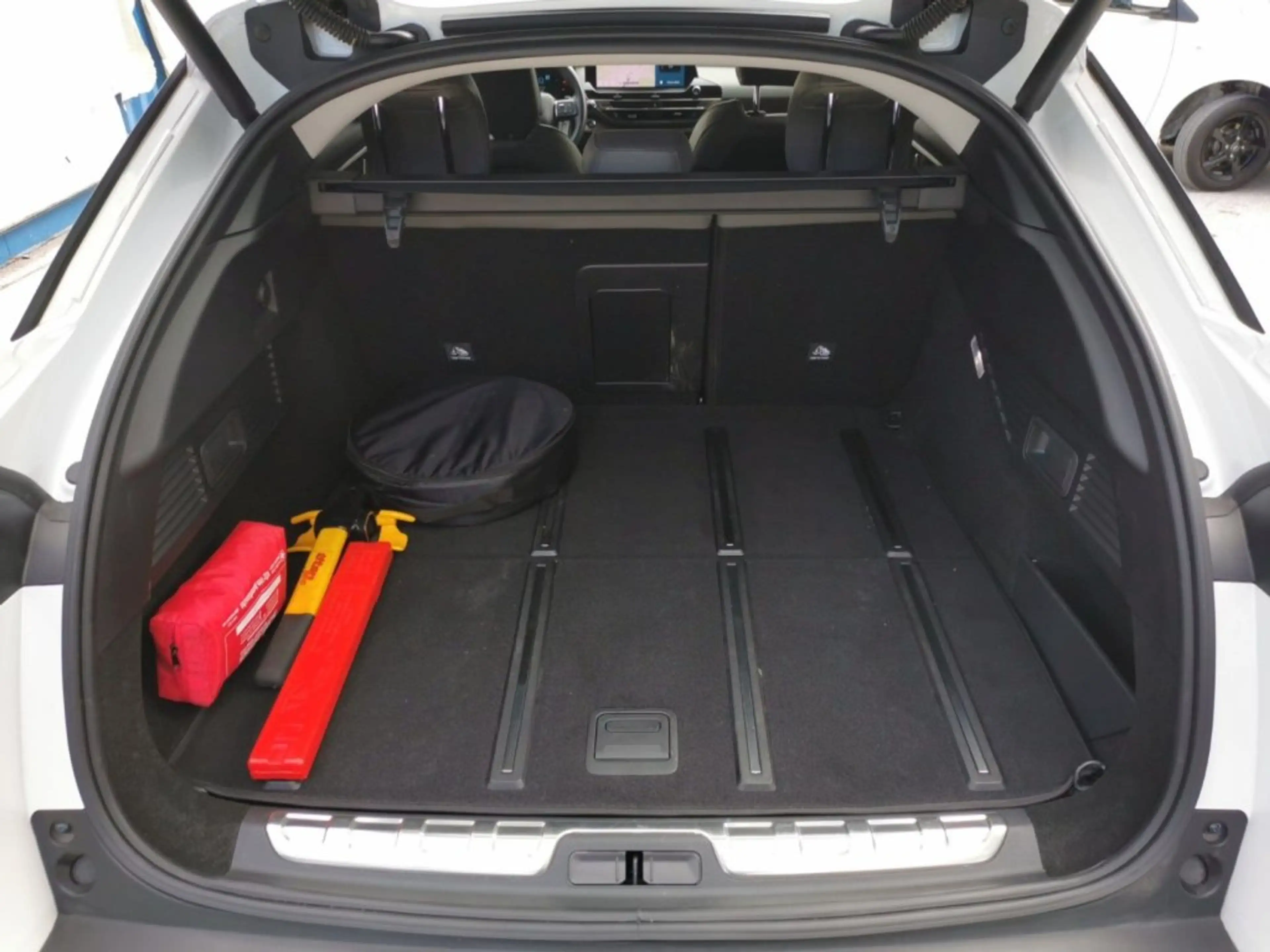 Citroen C5 X Shine Edition Hybrid 225 e-EAT8 — photo 13