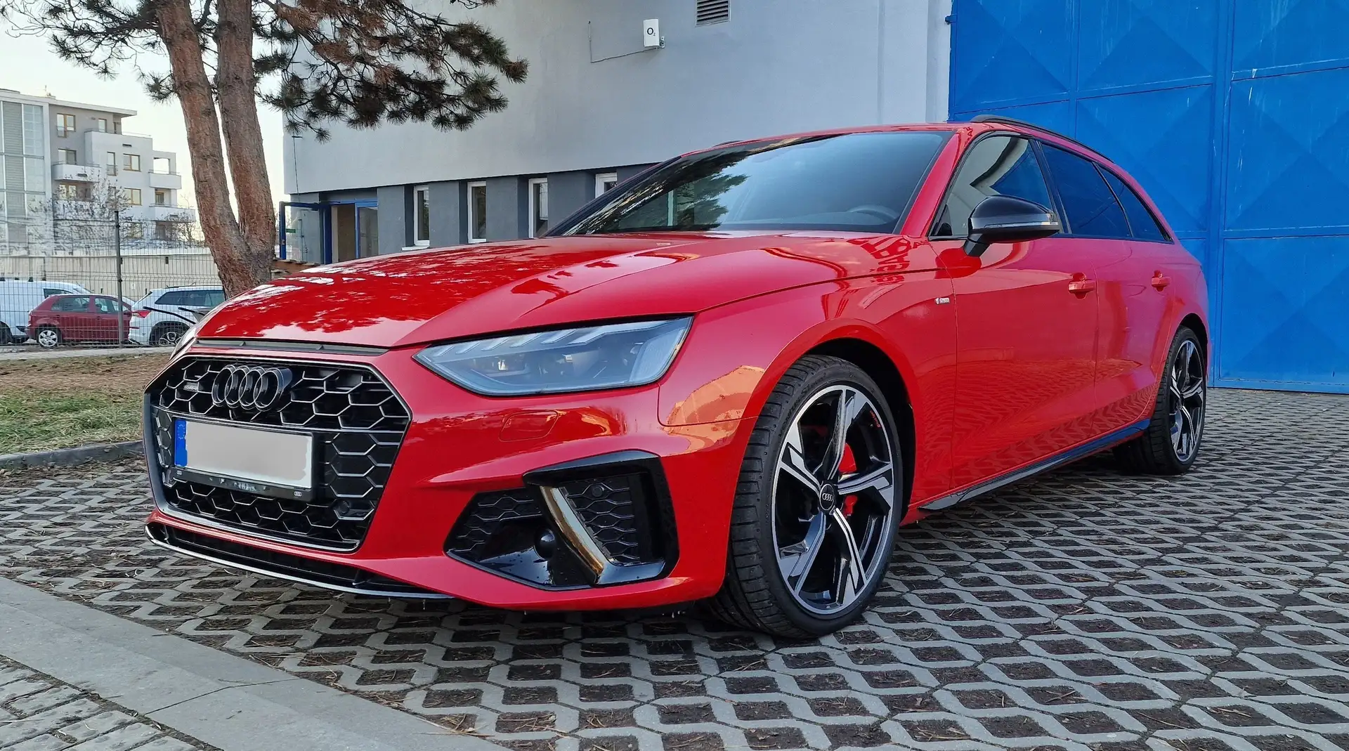 Audi A4 Avant 40TDI S-line Quattro Competition+ Matrix Rosso - 1