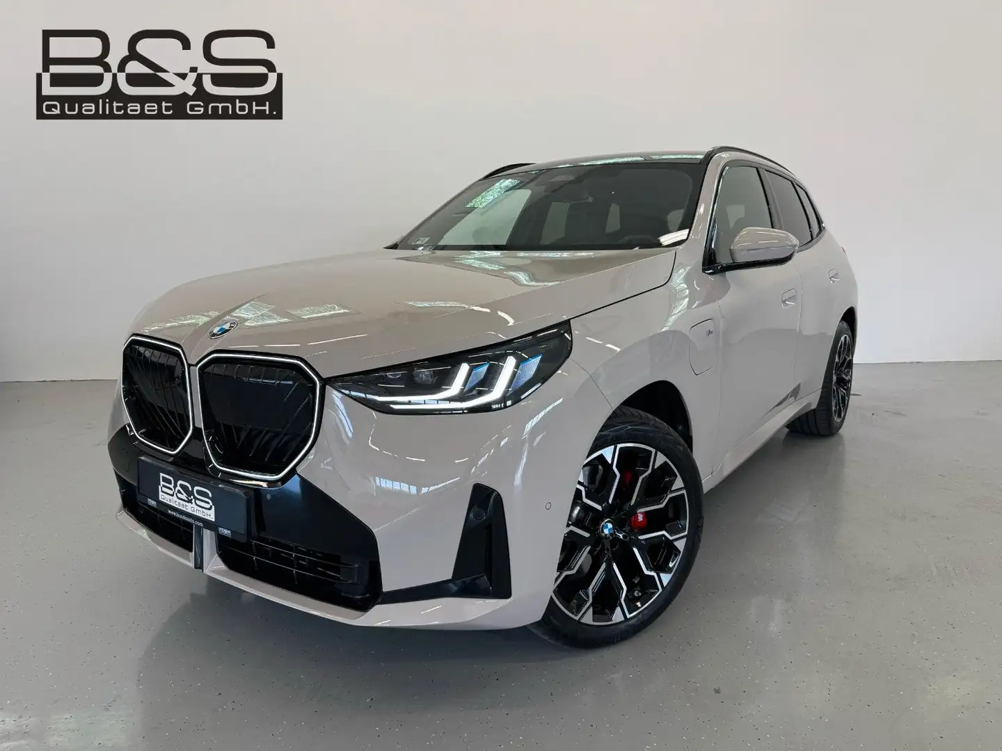 BMW X3 30e xDrive MSport ACC,HUD,PANO,HARMAN,Usw Grijs - 1