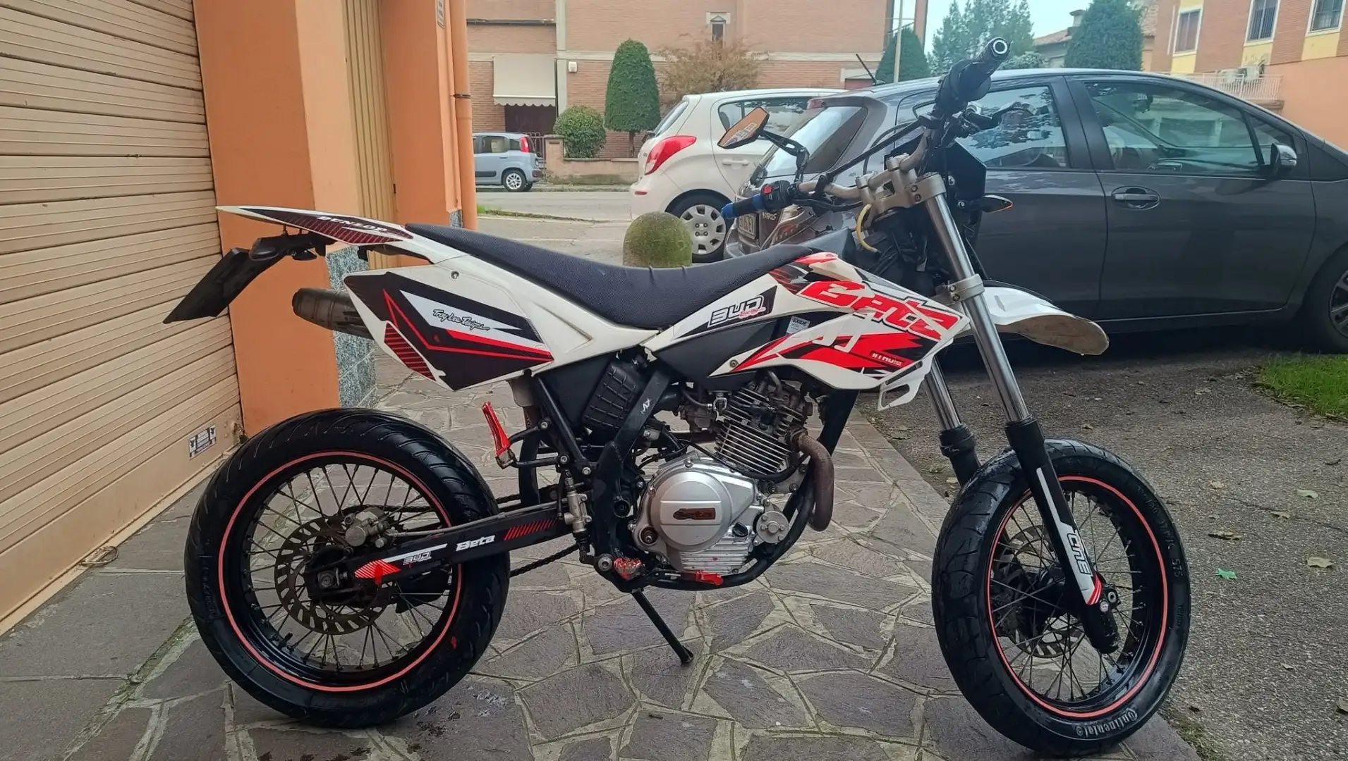 Beta RR 125 4t RR AC Bianco - 2
