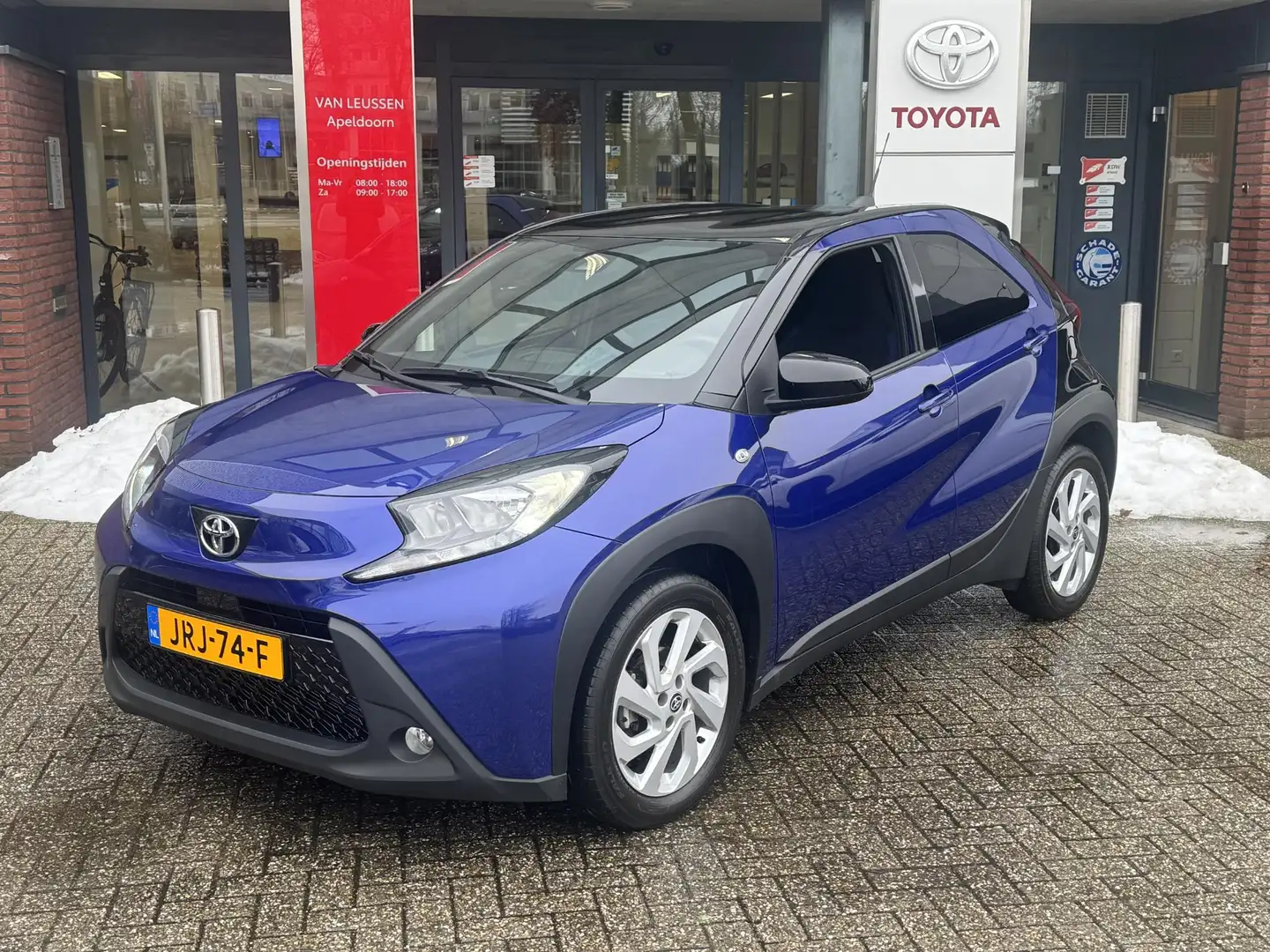 Toyota Aygo X PULSE AUTOMAAT STOELVERW DAB+ 17'' LM-VELGEN CAMER Blau - 1